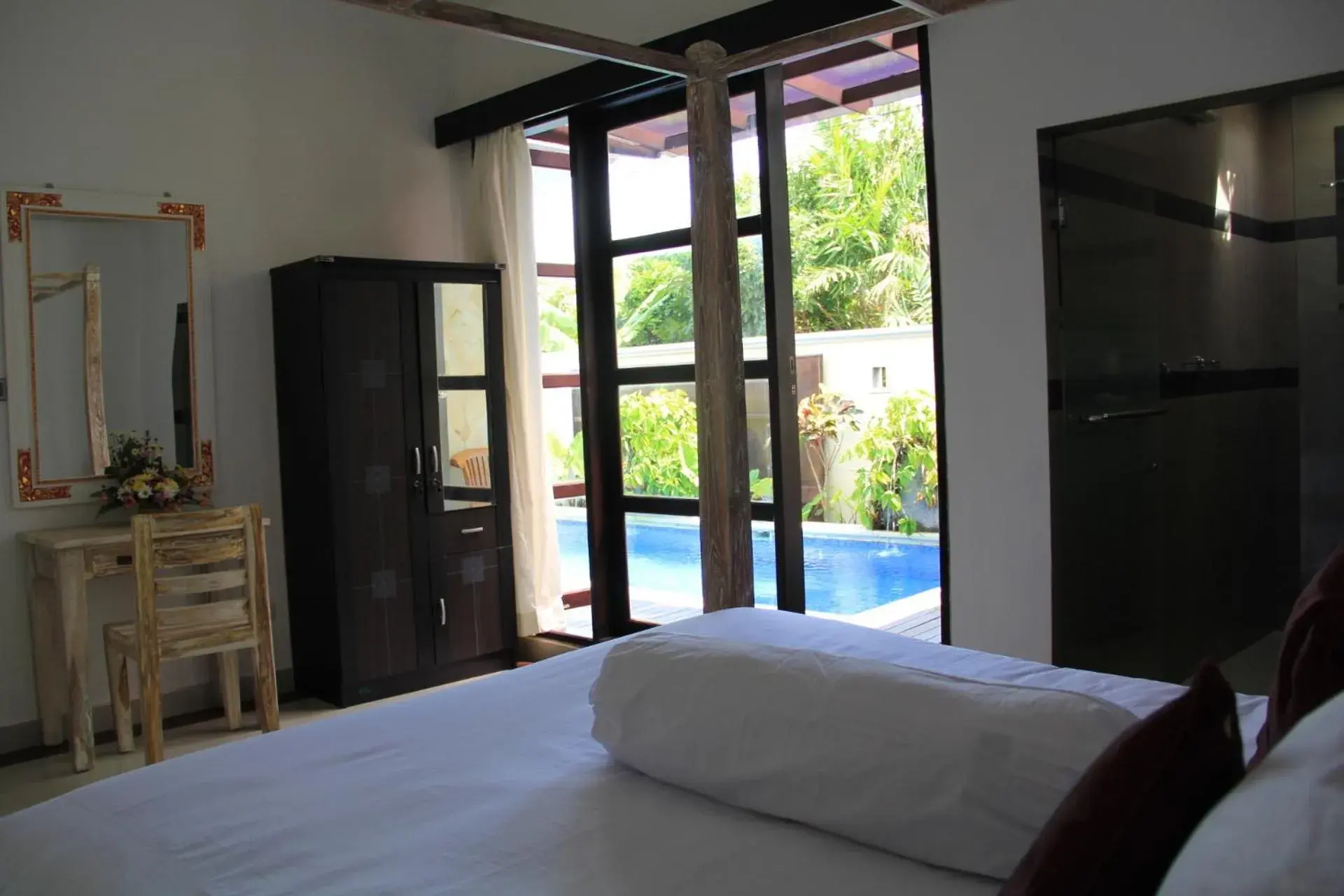 Photo of the whole room, Bed in Ketut Villa Sanur Photo of the whole room, Bed in Ketut Villa Sanur