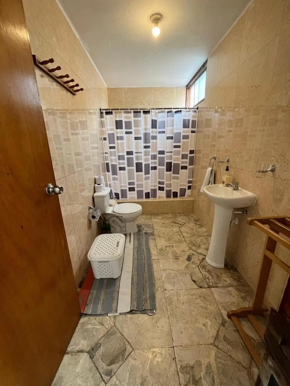 Bathroom in Harmony Inn Miraflores