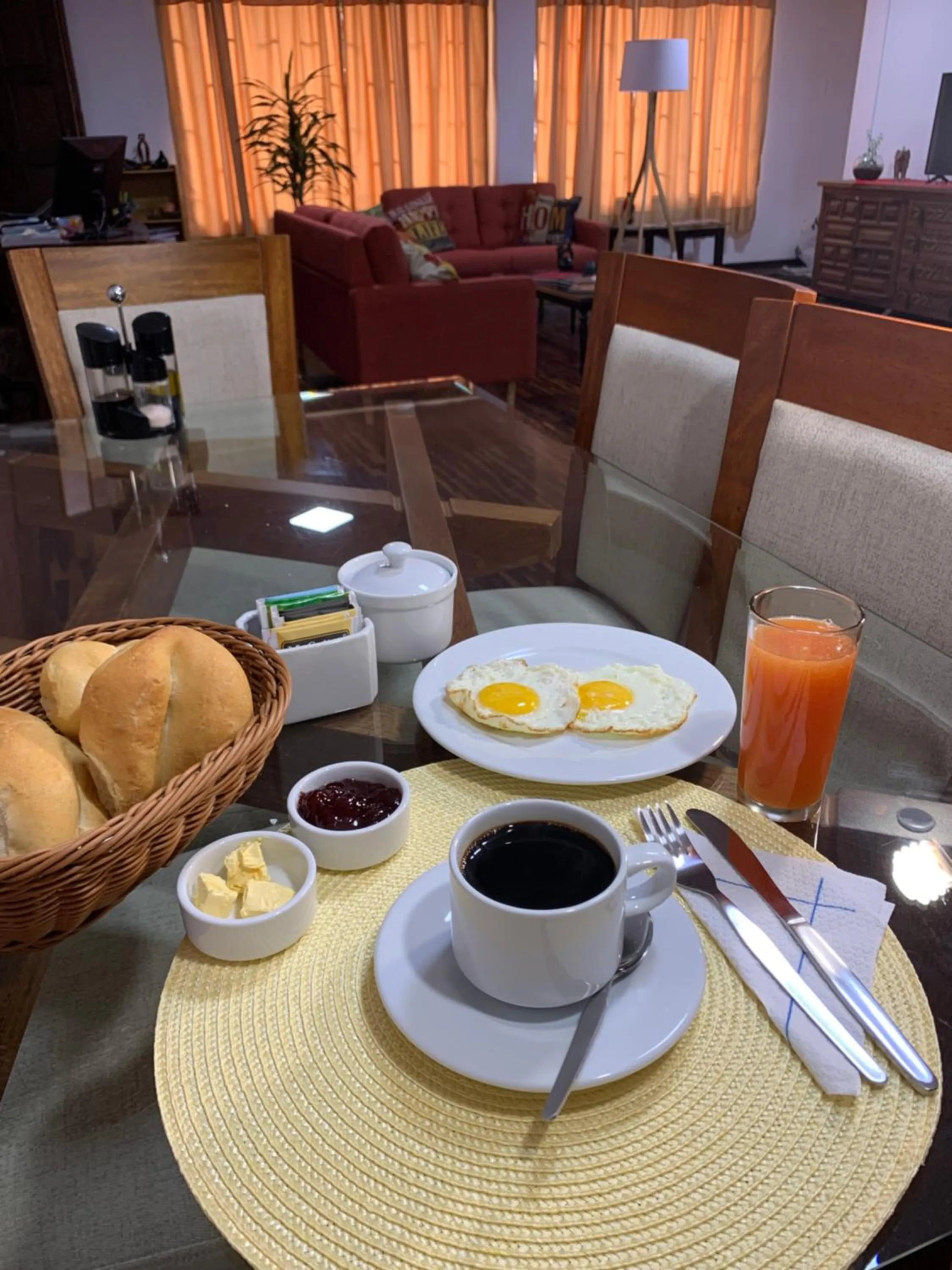 Food in Harmony Inn Miraflores