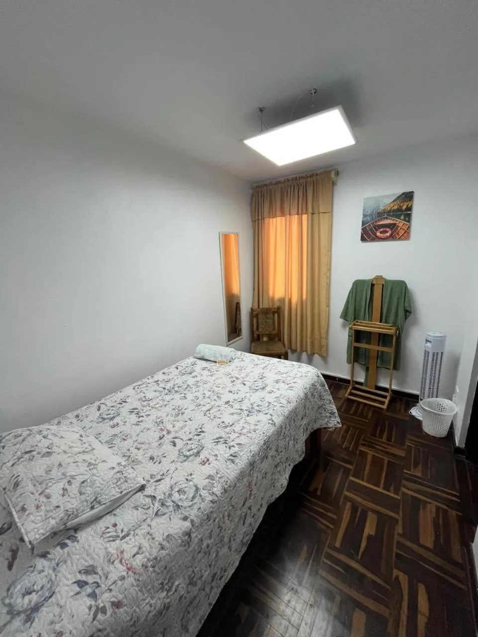 Photo of the whole room, Bed in Harmony Inn Miraflores