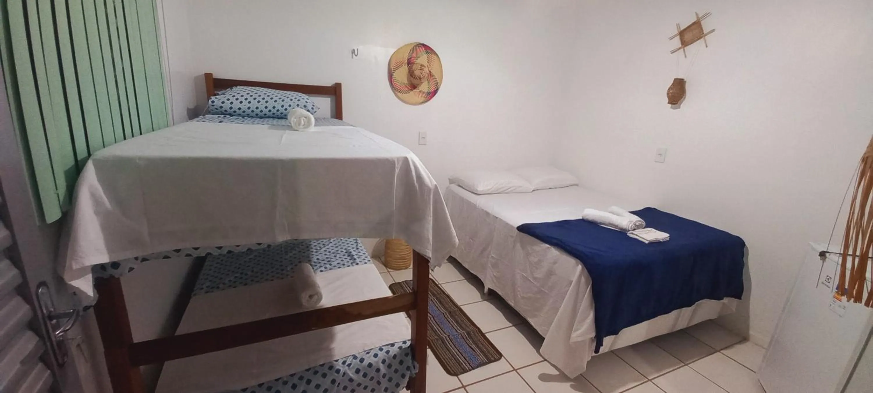 Photo of the whole room, Bed in Pousada Angatu alter