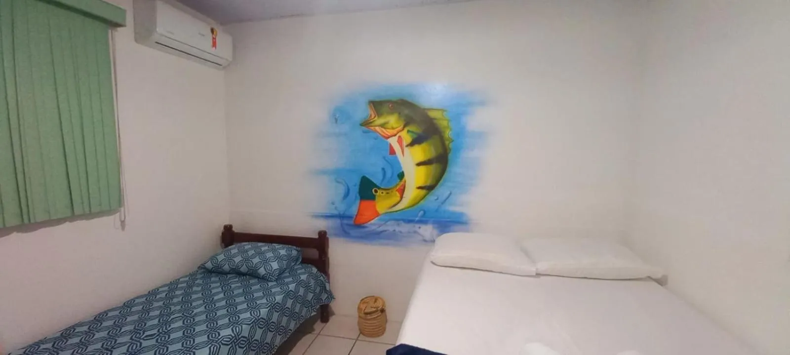 Photo of the whole room, Bed in Pousada Angatu alter