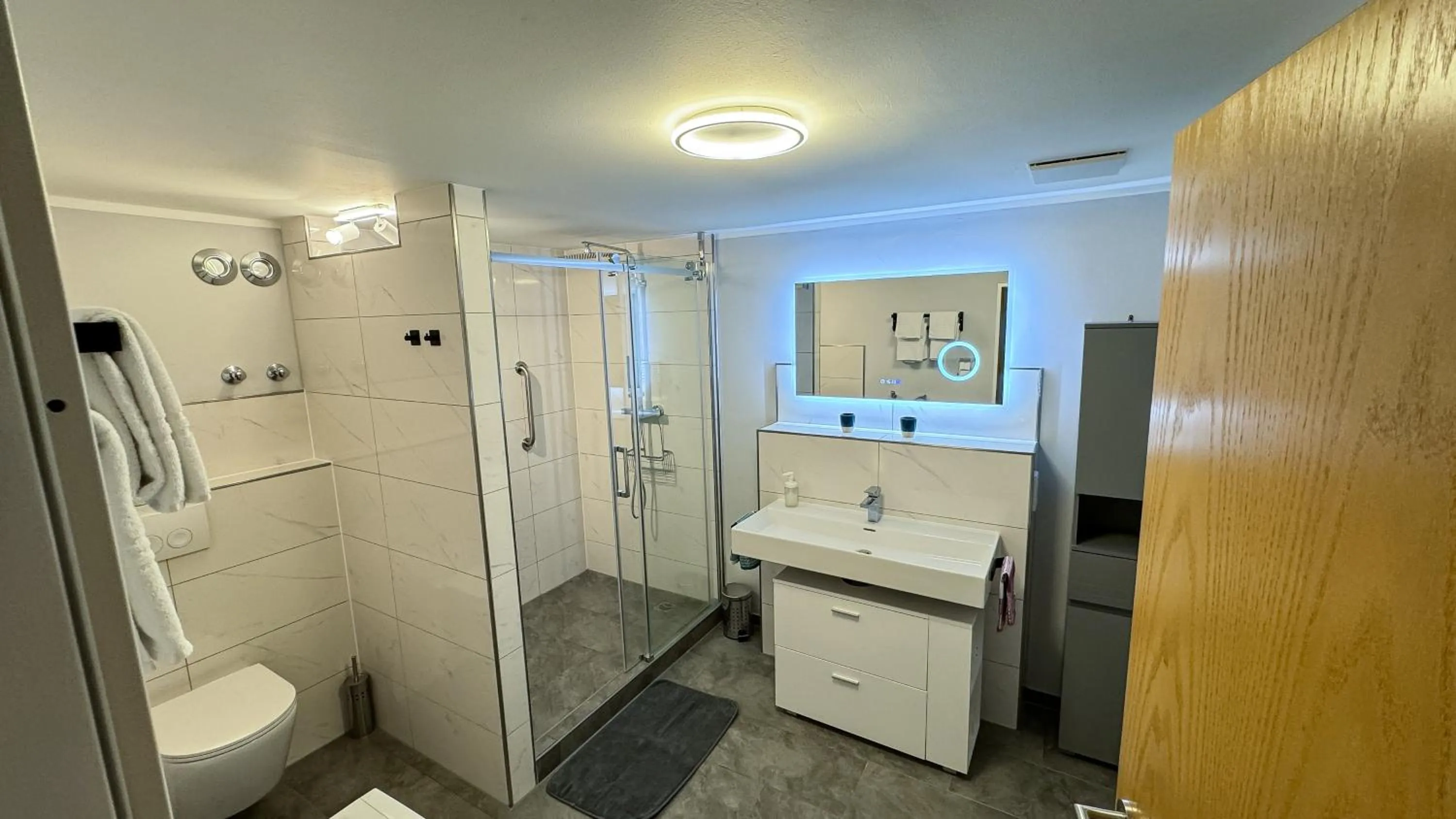 Bathroom in Flair Hotel zur Therme