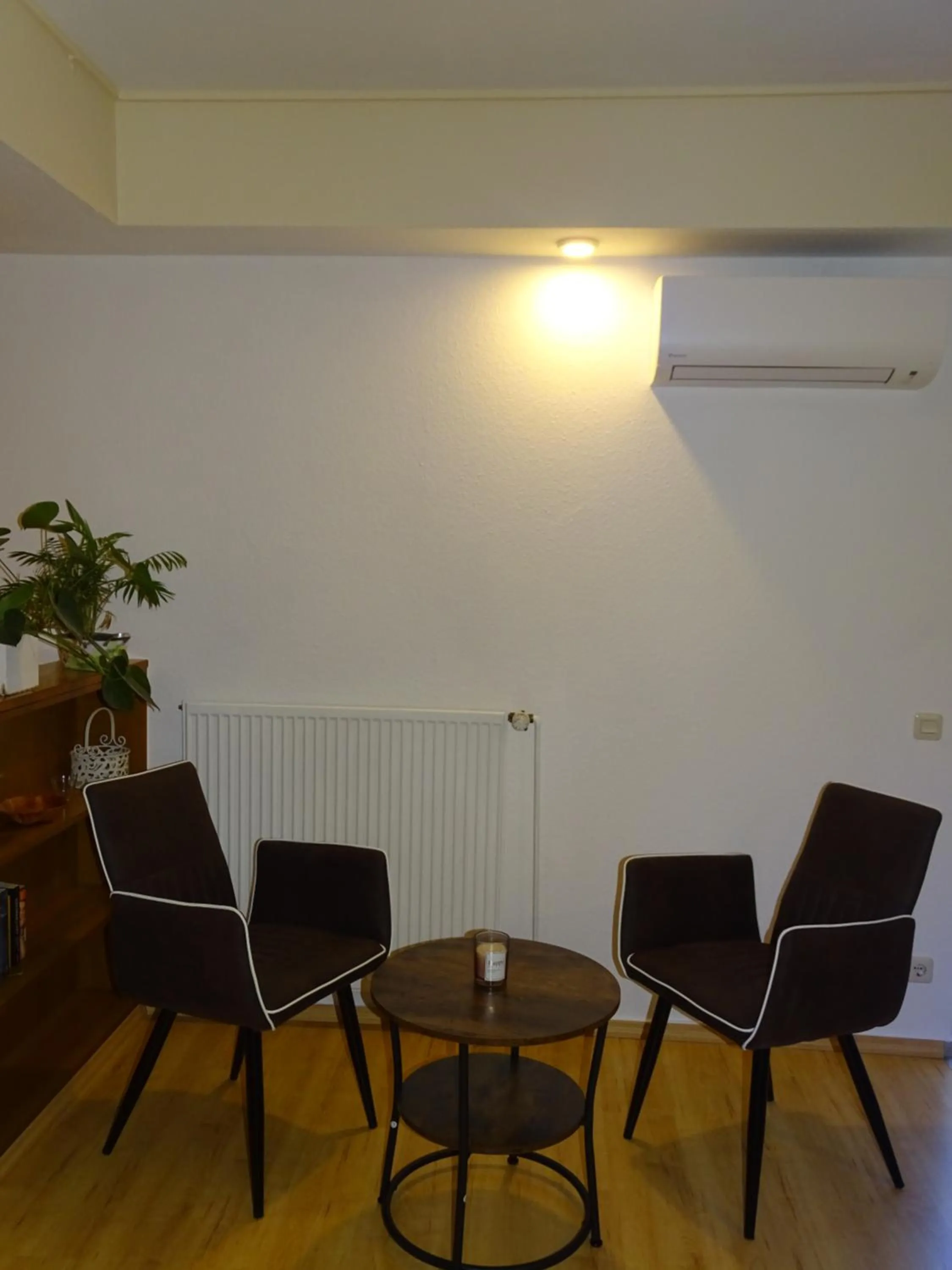 Communal lounge/ TV room in Flair Hotel zur Therme