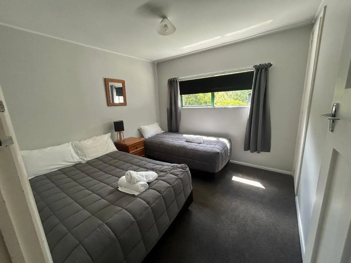 Bedroom, Bed in Kiwi Park Motels