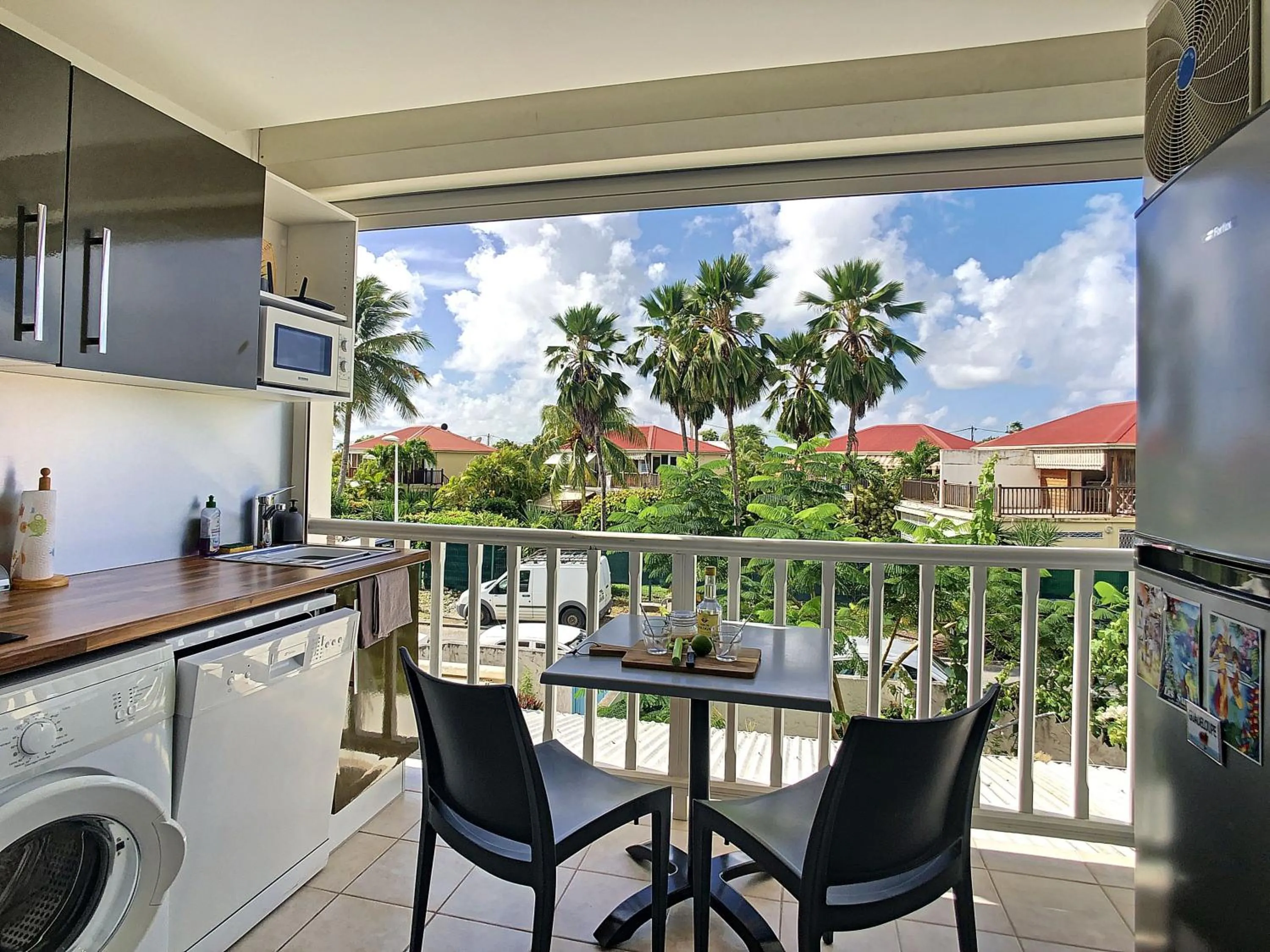 Balcony/Terrace in Studio Azur, résidence privée et piscines, citerne
