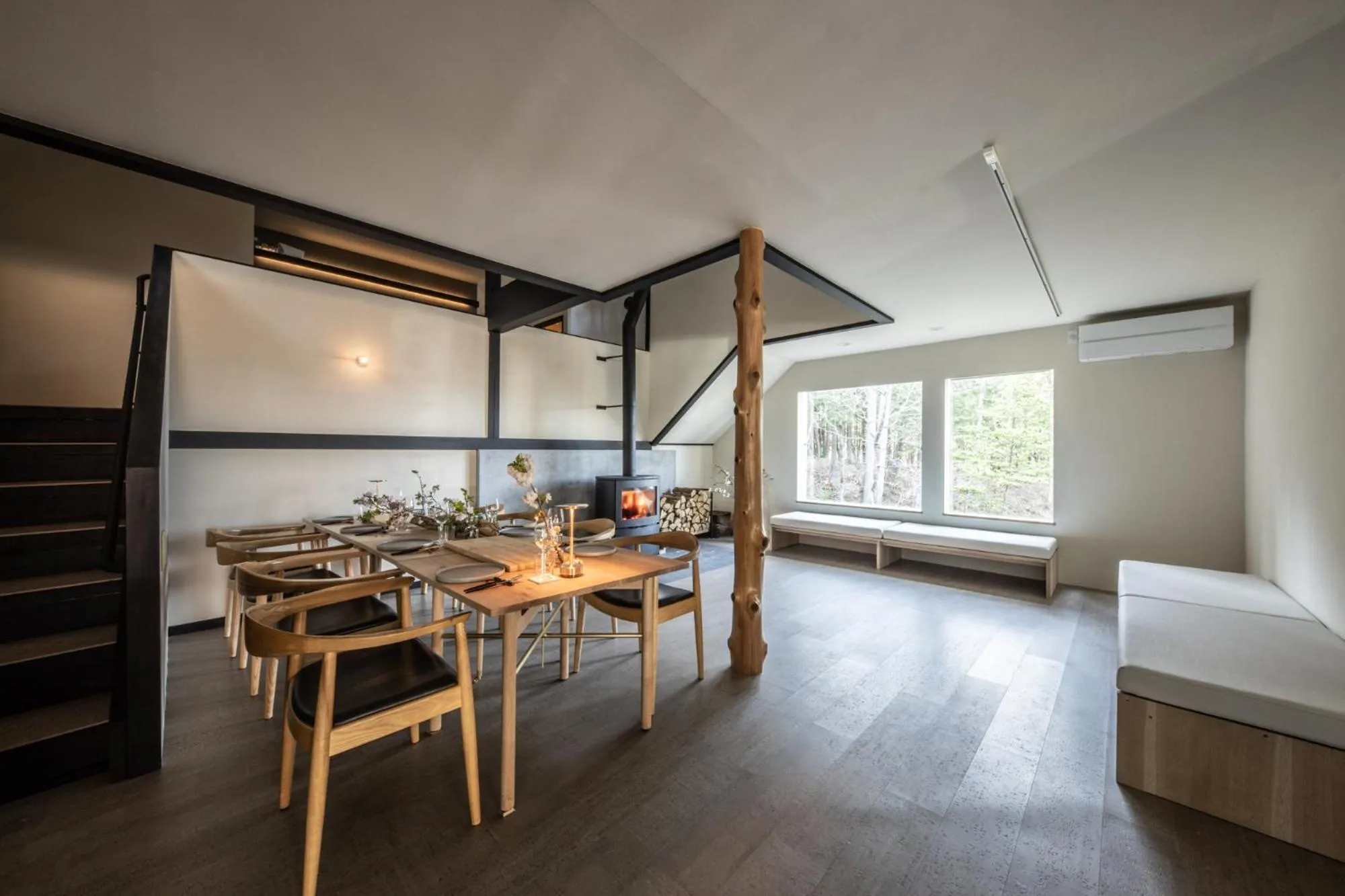 Dining area, Bed in Auberge Hidanomori