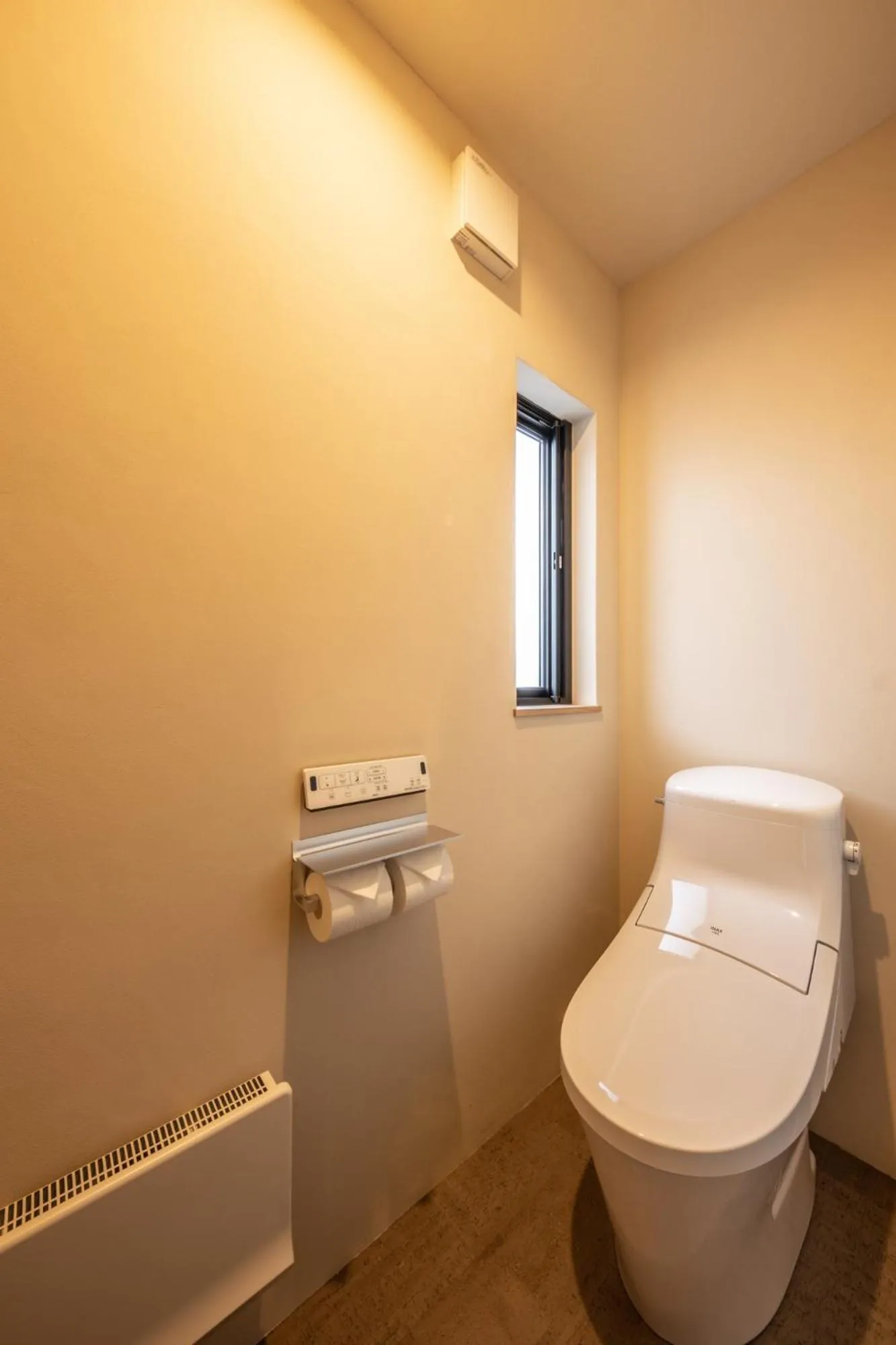 Photo of the whole room in Auberge Hidanomori