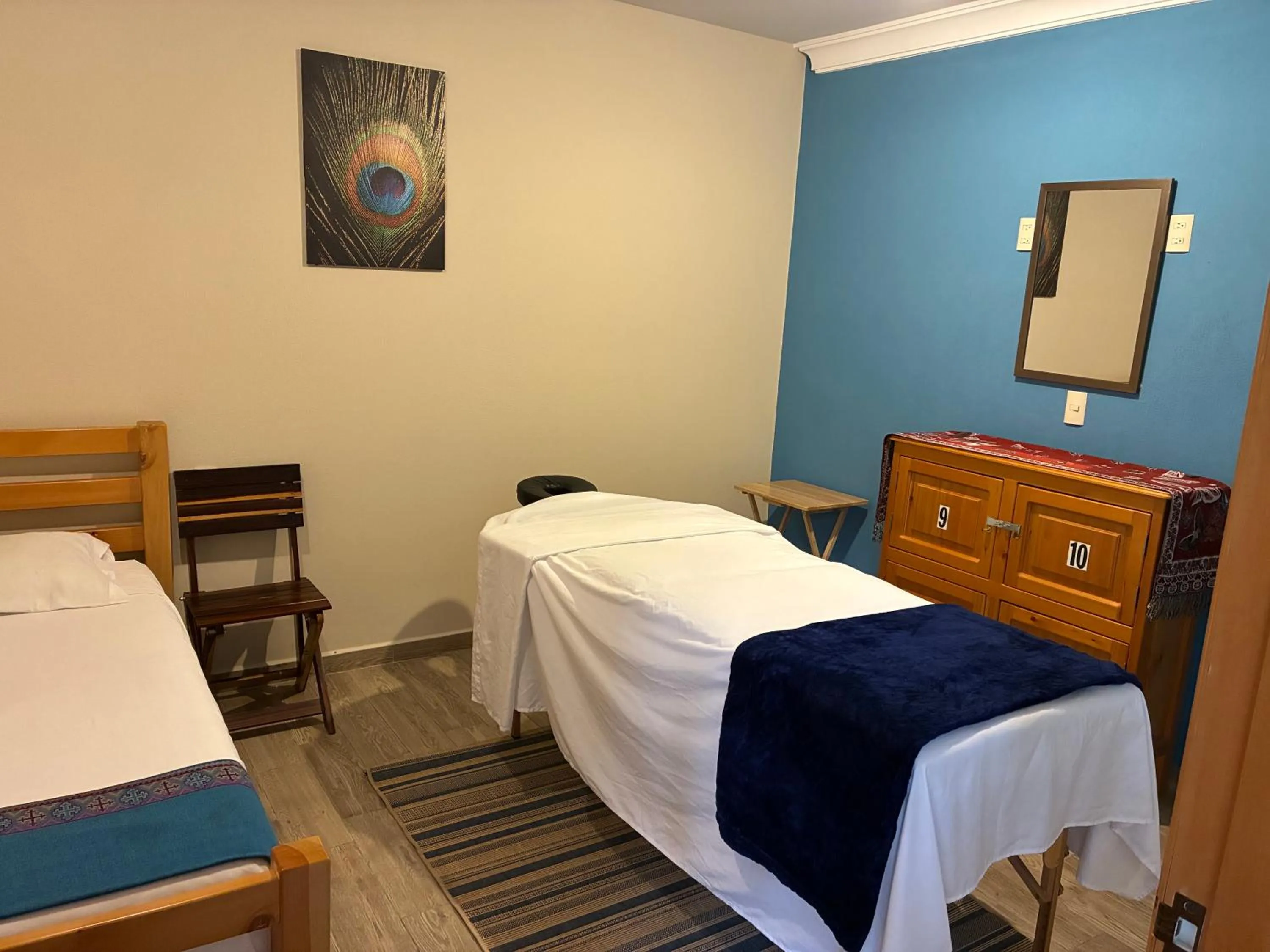 Massage, Bed in Tierra Alta Hostal