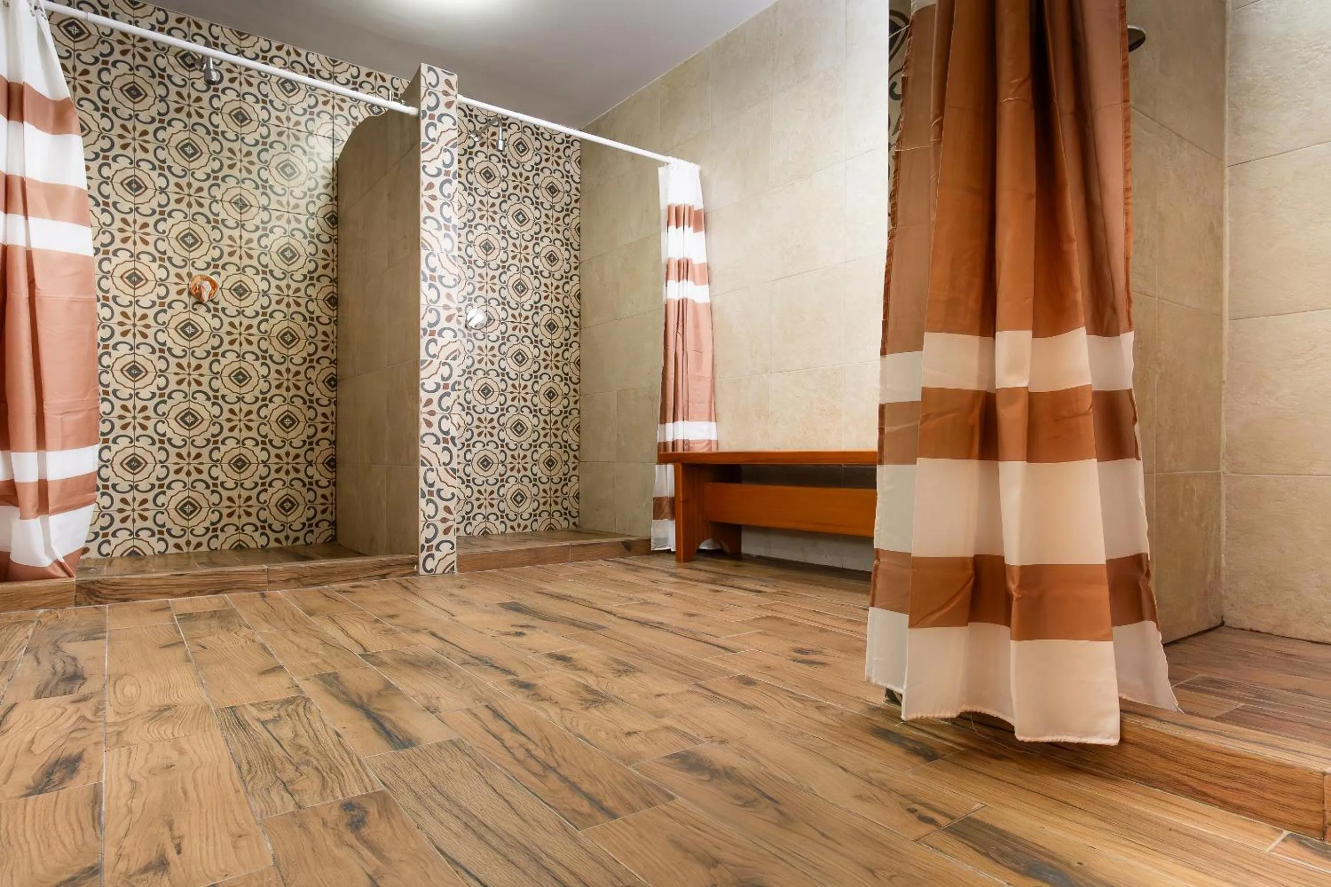 Shower in Tierra Alta Hostal