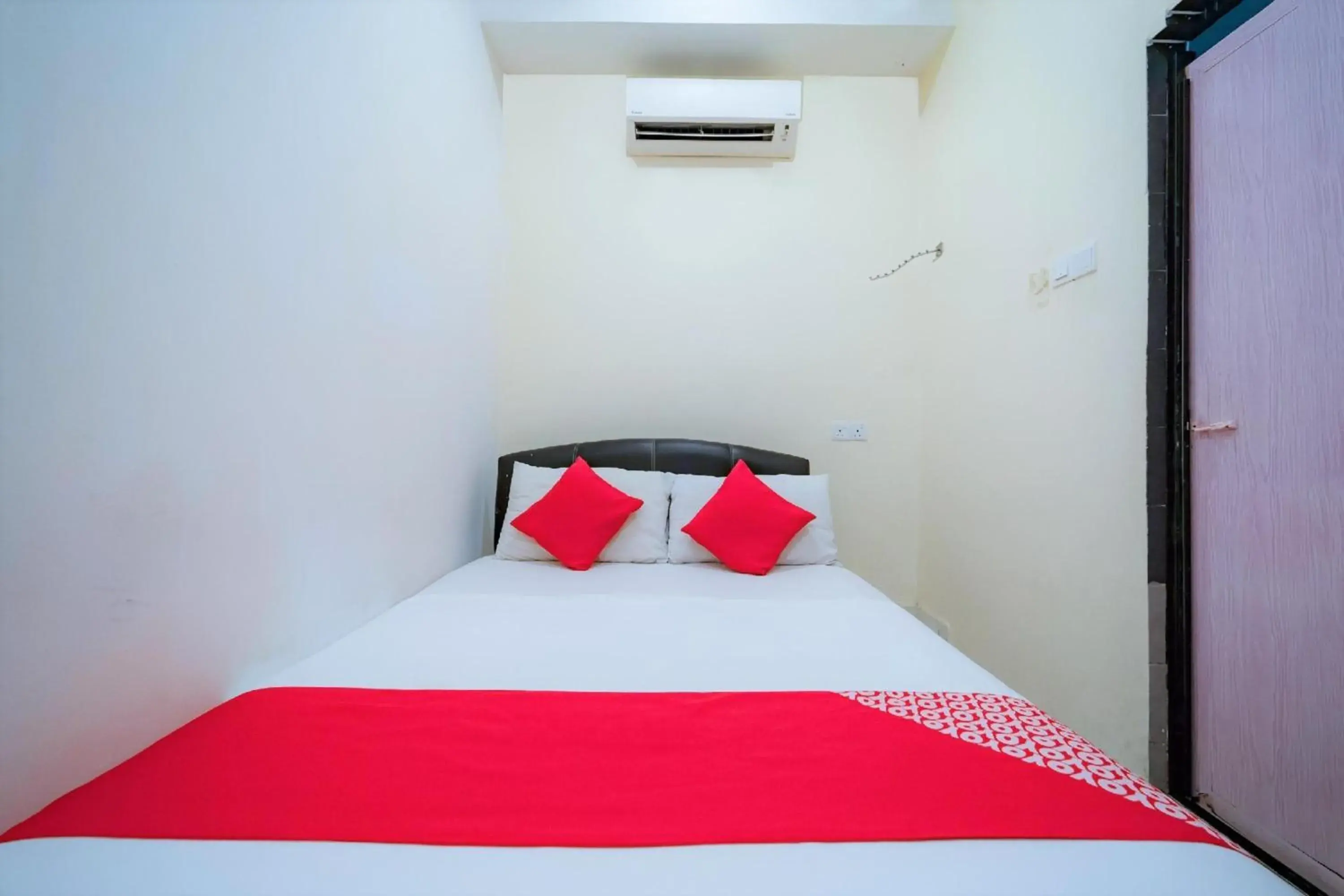 Bedroom, Bed in Hotel O My Budget Home Bedroom, Bed in Hotel O My Budget Home