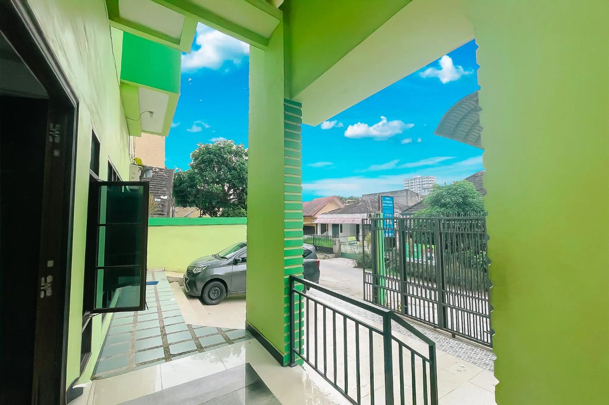 Sg Premium Guest House By Helocus