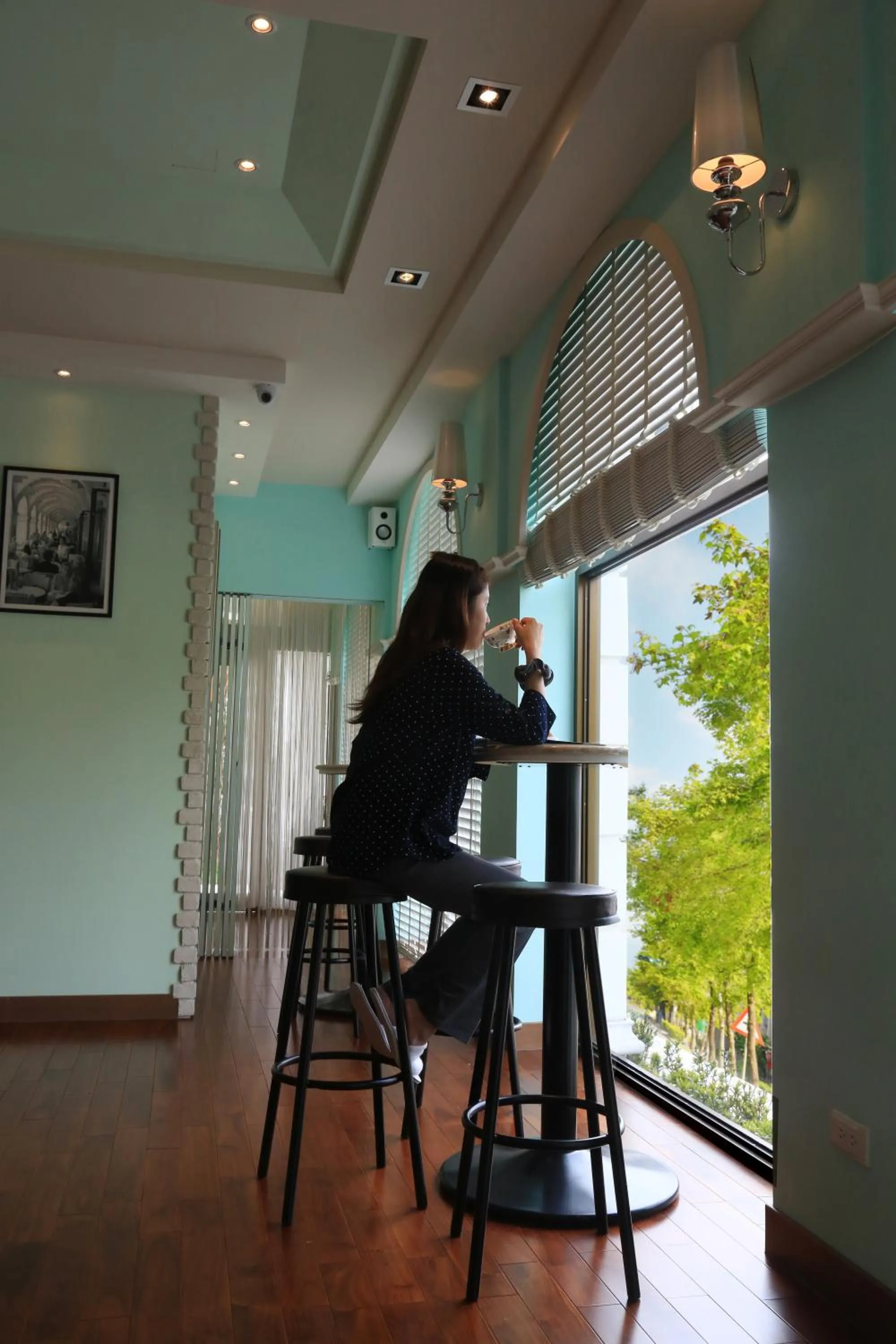 Communal lounge/ TV room in Aleex Villa