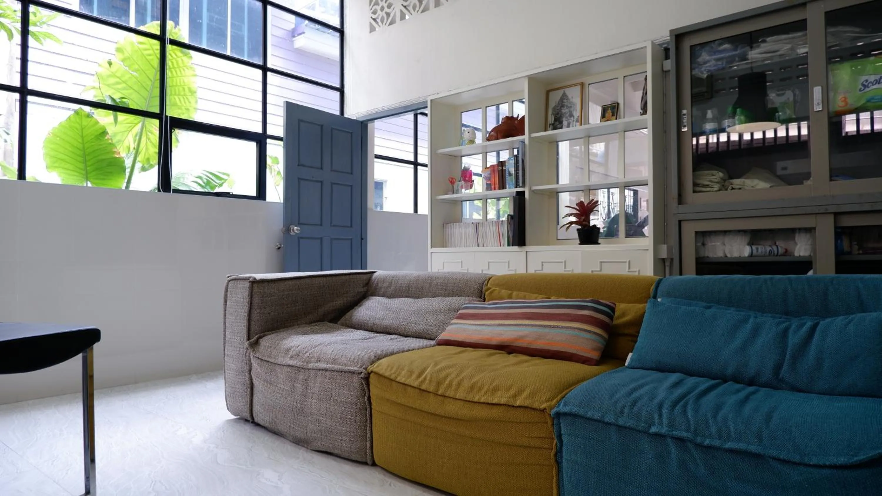 Living room in Casa Ari - Trang City Center