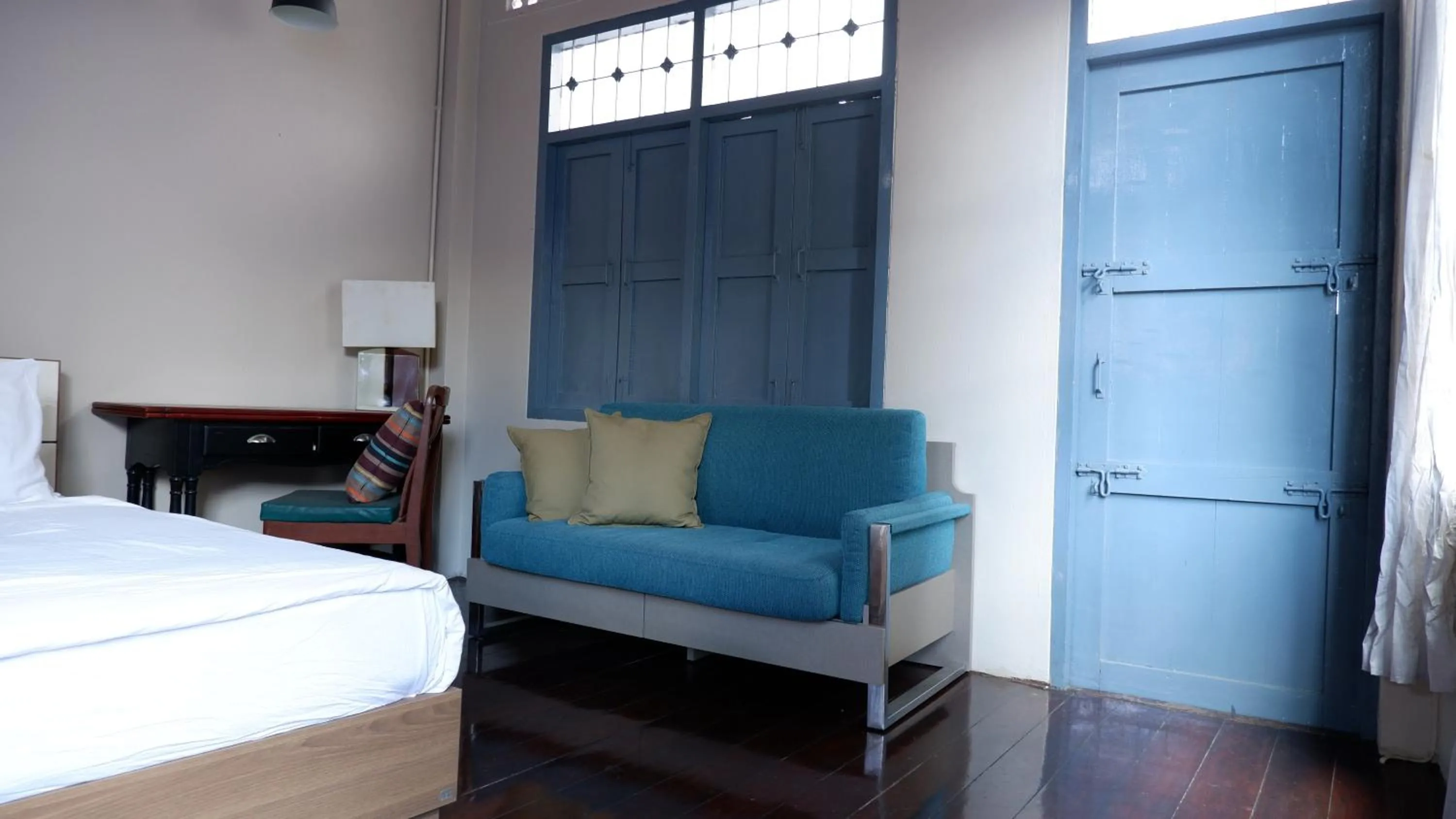 Seating area, Bed in Casa Ari - Trang City Center