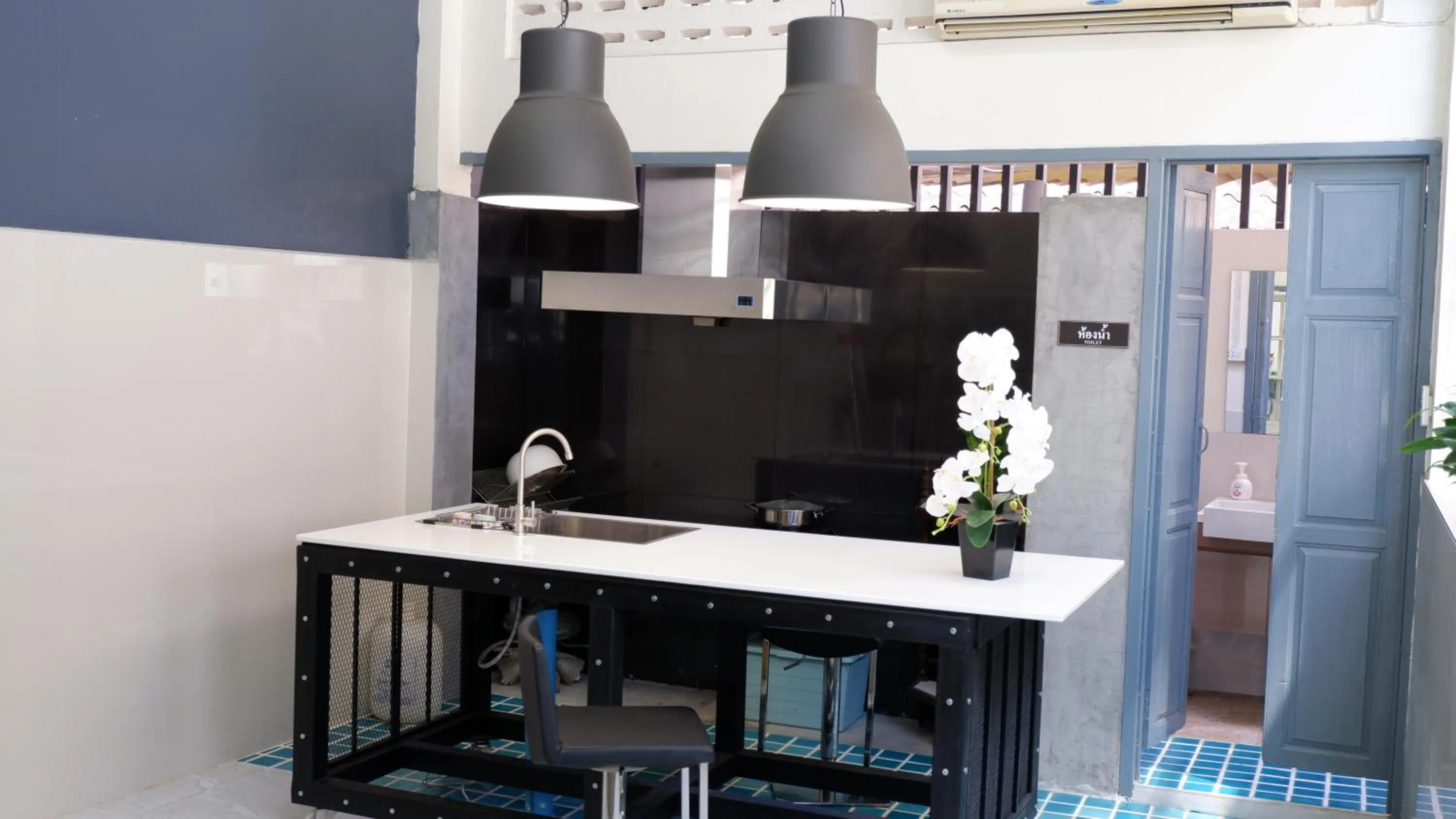 Kitchen or kitchenette in Casa Ari - Trang City Center