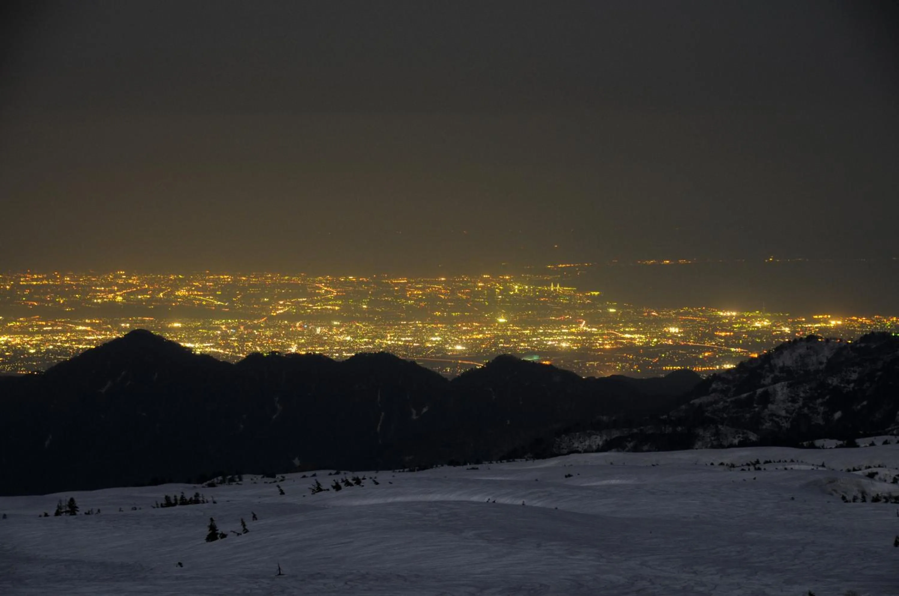 Night in Midagahara Hotel