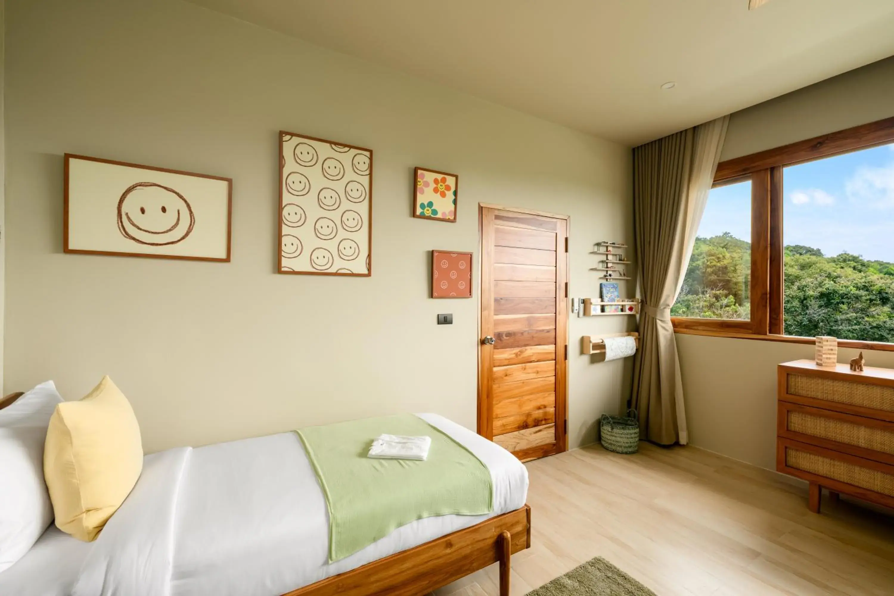 Bed in Wild Cottages Elephant Sanctuary Resort Bed in Wild Cottages Elephant Sanctuary Resort