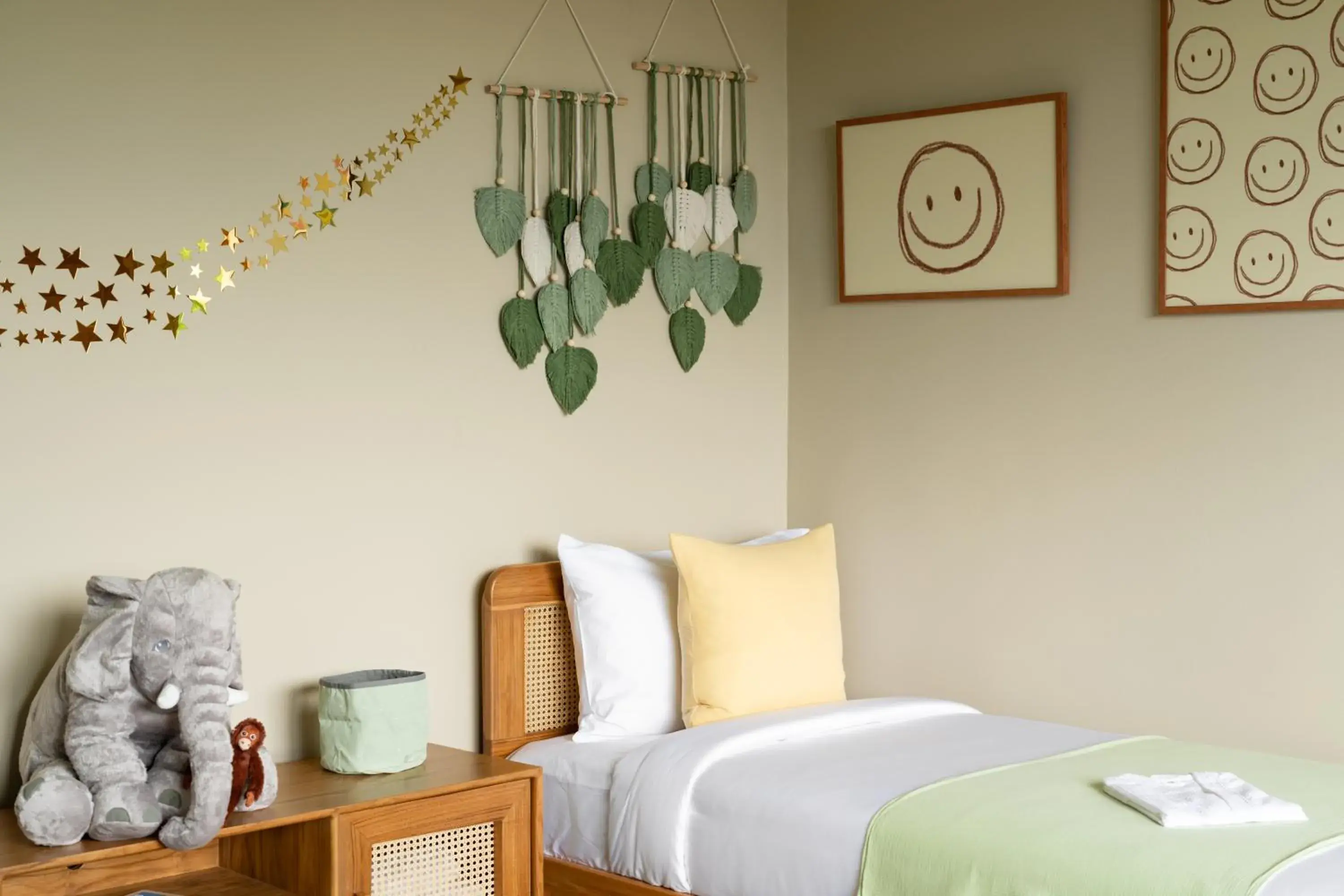 Bed in Wild Cottages Elephant Sanctuary Resort Bed in Wild Cottages Elephant Sanctuary Resort