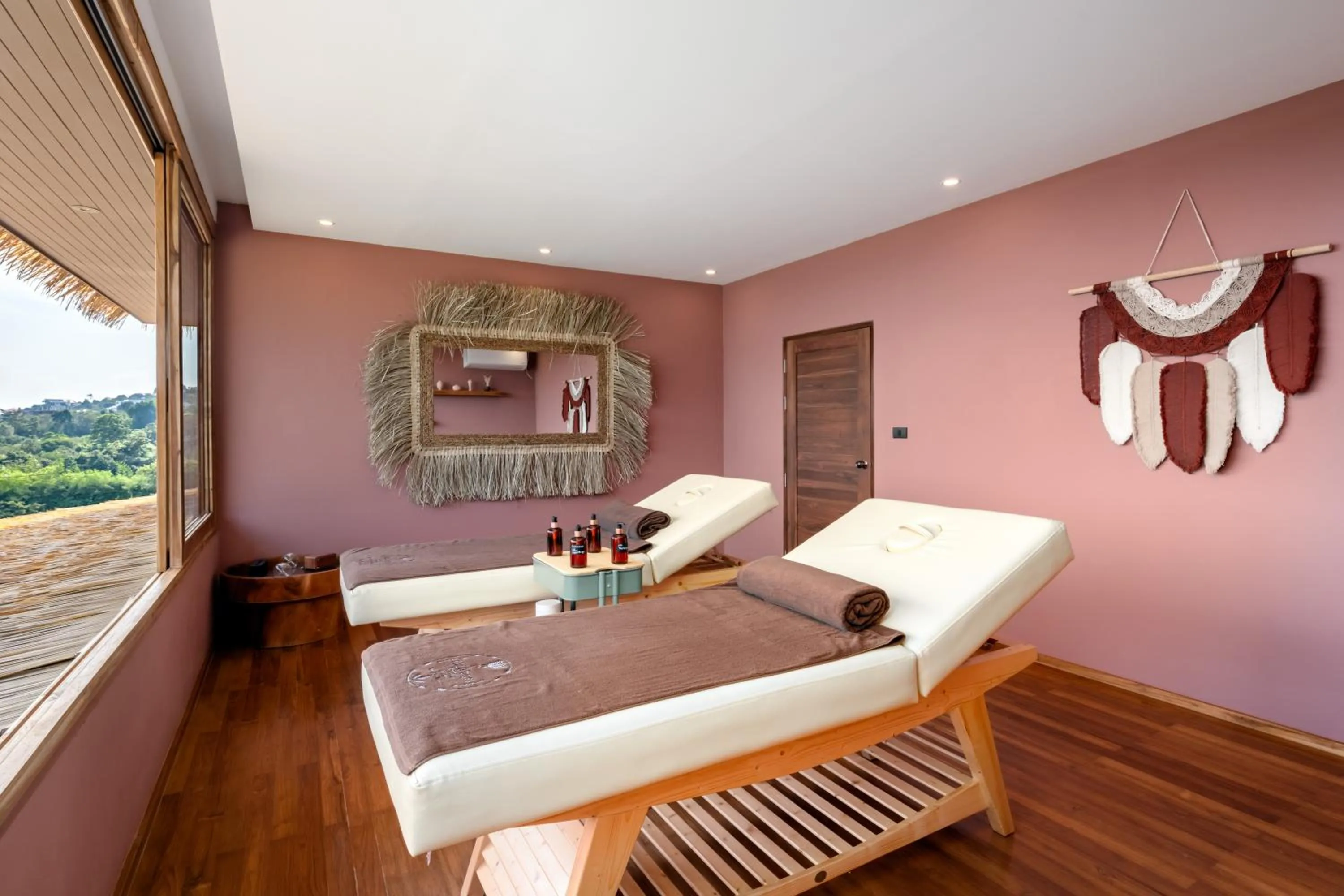 Wild Cottages Elephant Sanctuary Resort