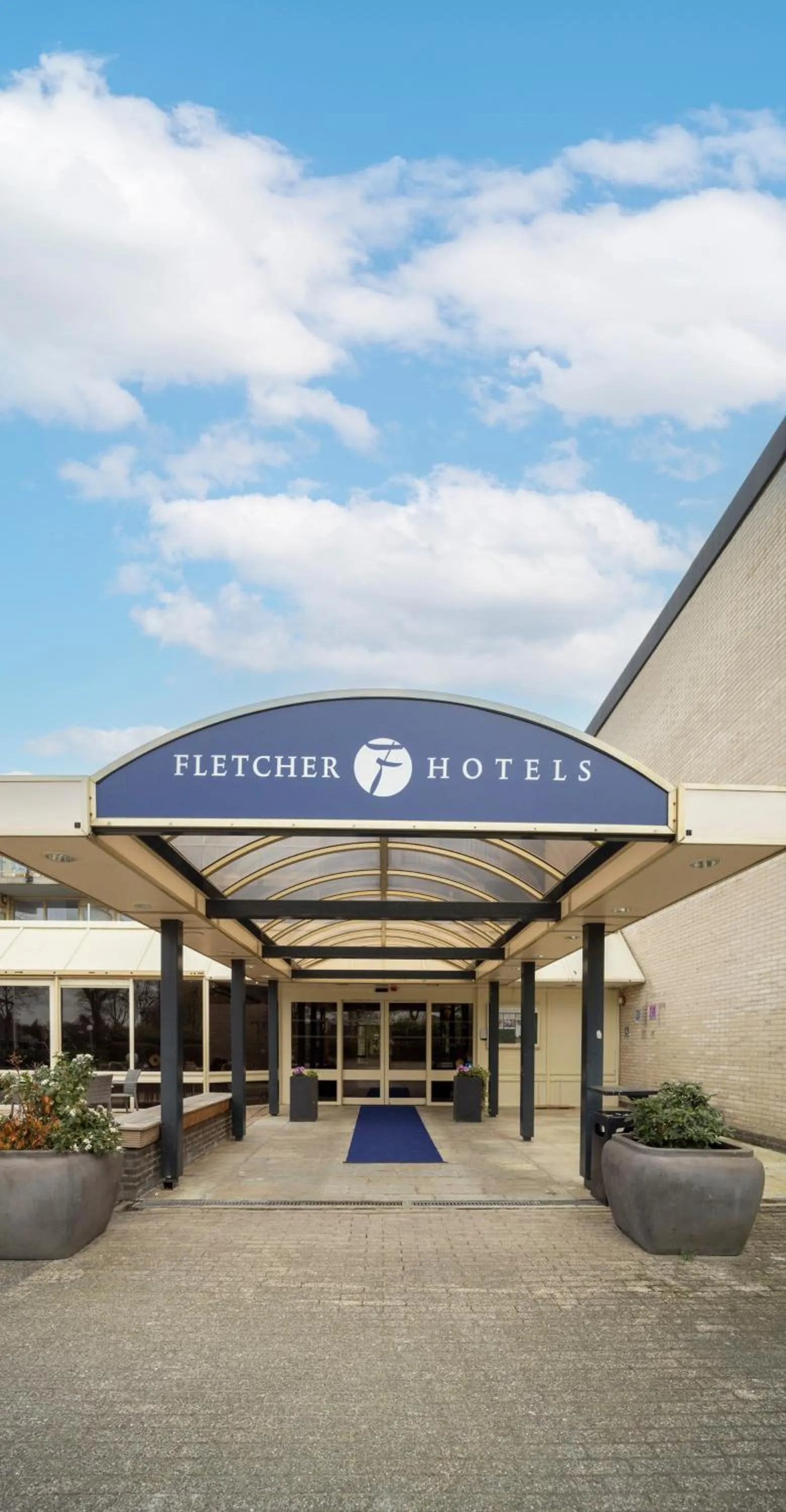 Facade/entrance in Fletcher Hotel-Restaurant Langewold