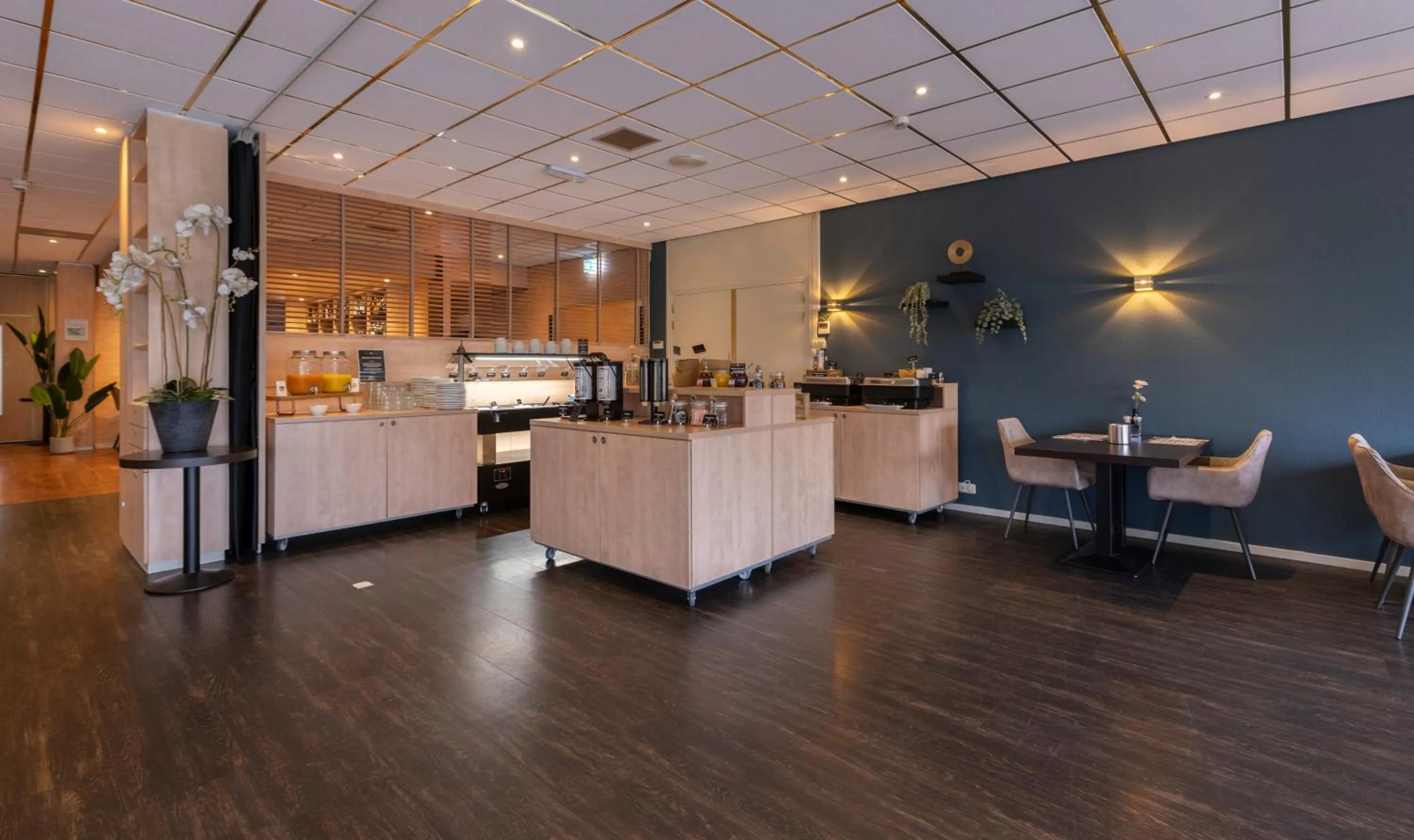 Breakfast in Fletcher Hotel-Restaurant Langewold