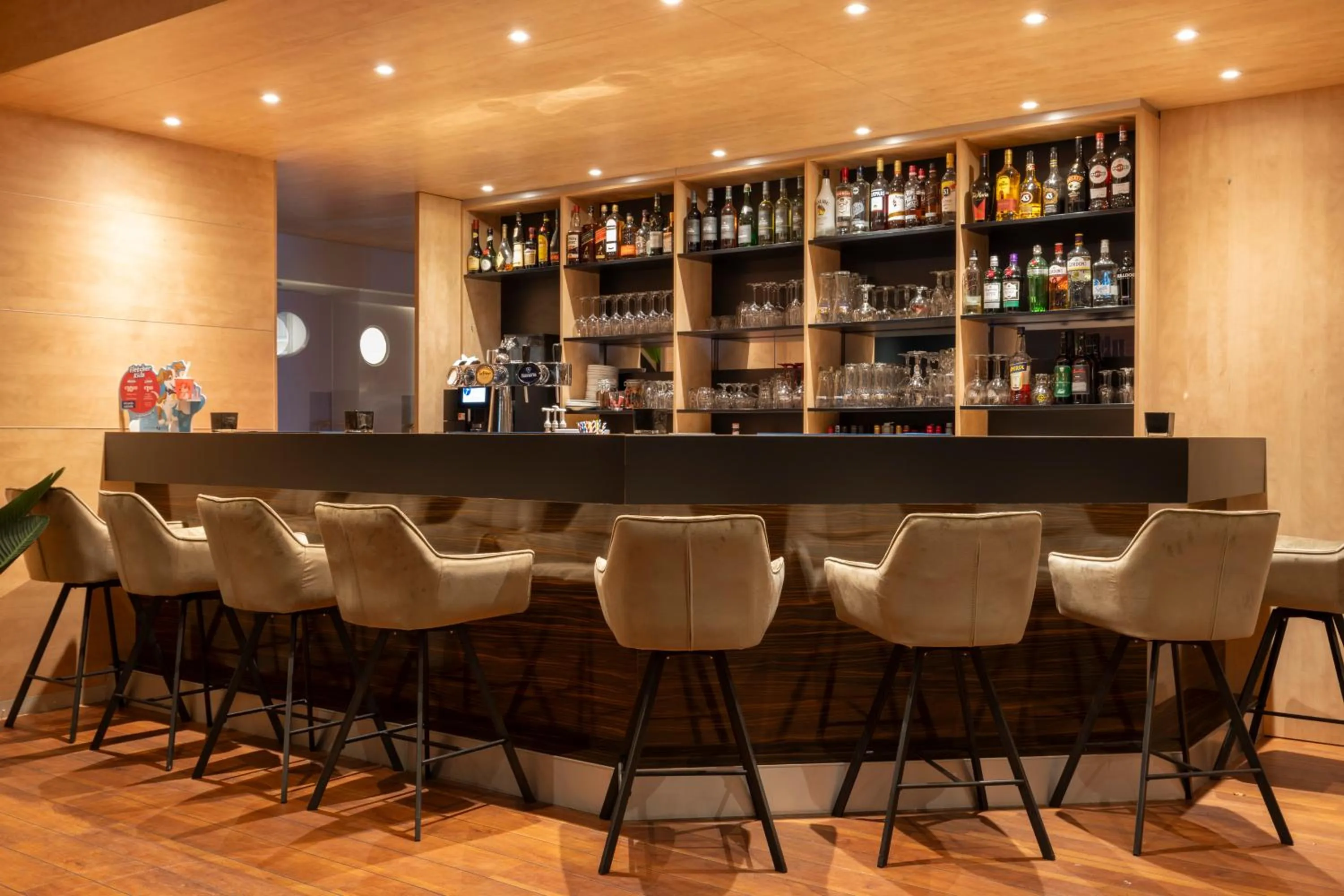 Lounge or bar in Fletcher Hotel-Restaurant Langewold