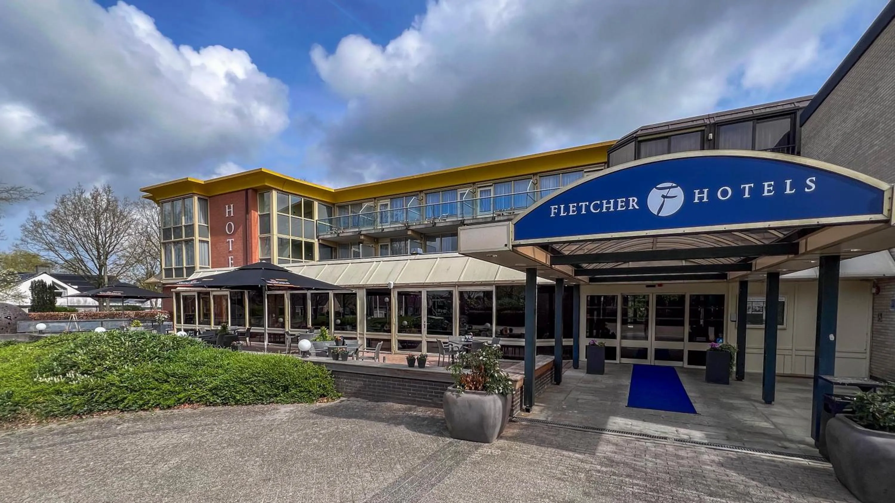 Property building in Fletcher Hotel-Restaurant Langewold