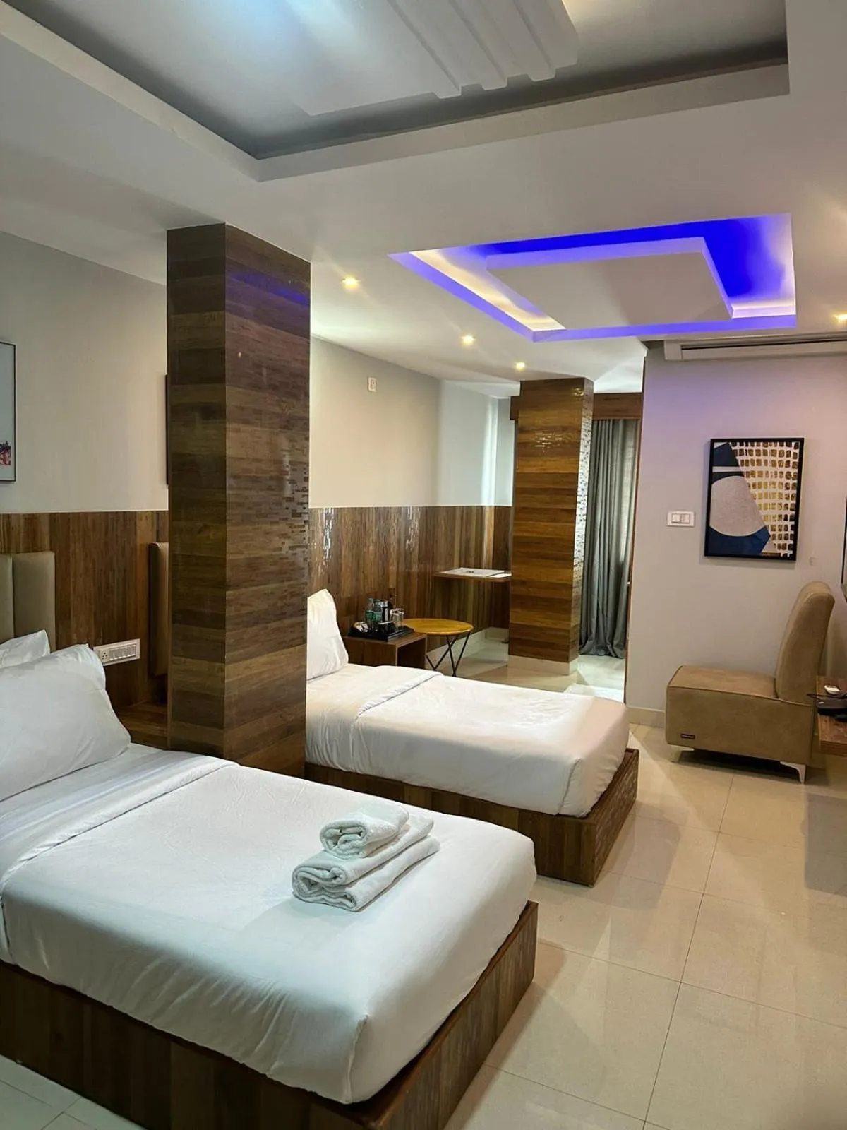 Bed in Hotel Avenue Suites Near International Airport Bangalore