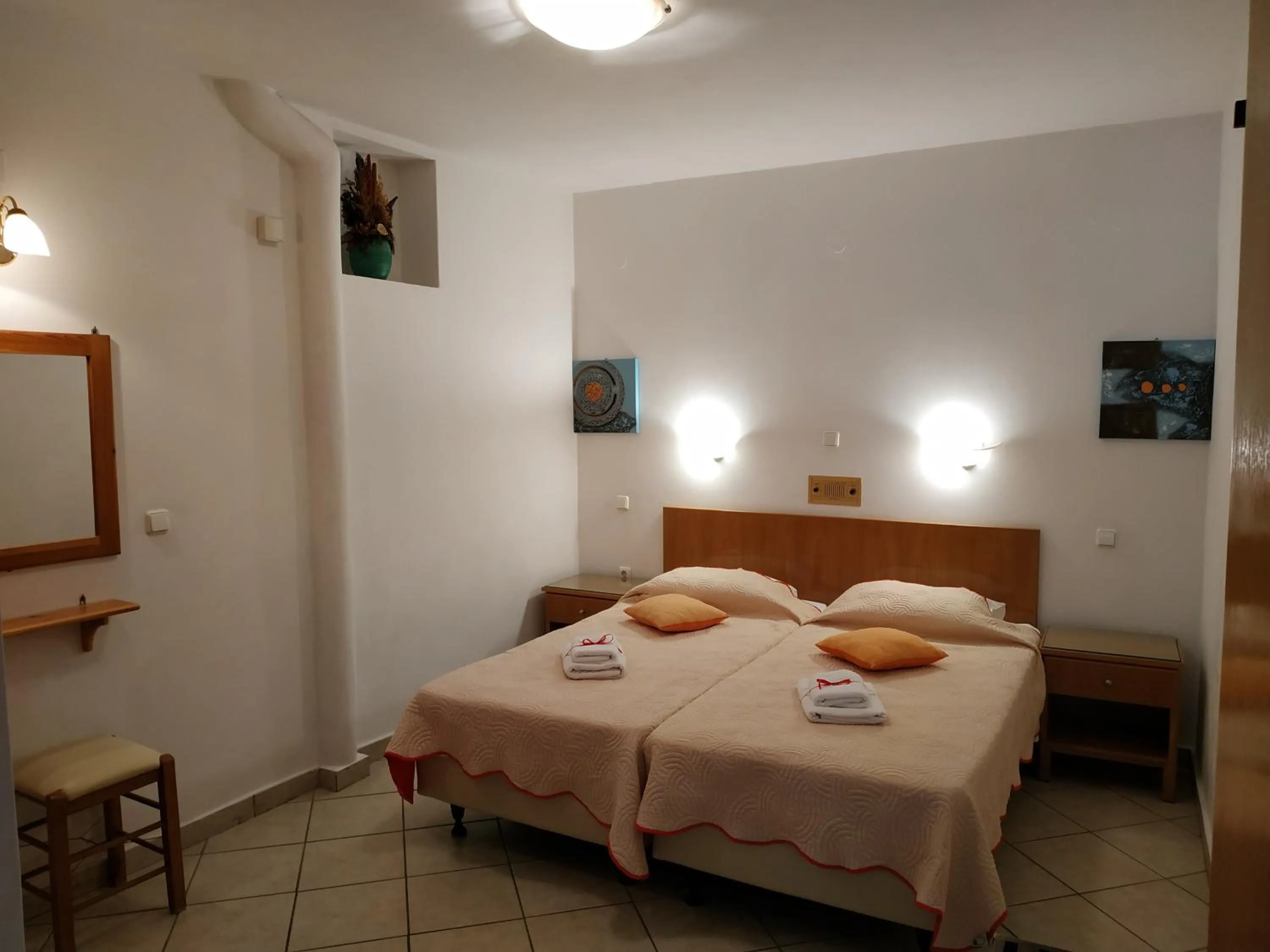 Bedroom, Bed in KTM Sunny Villas