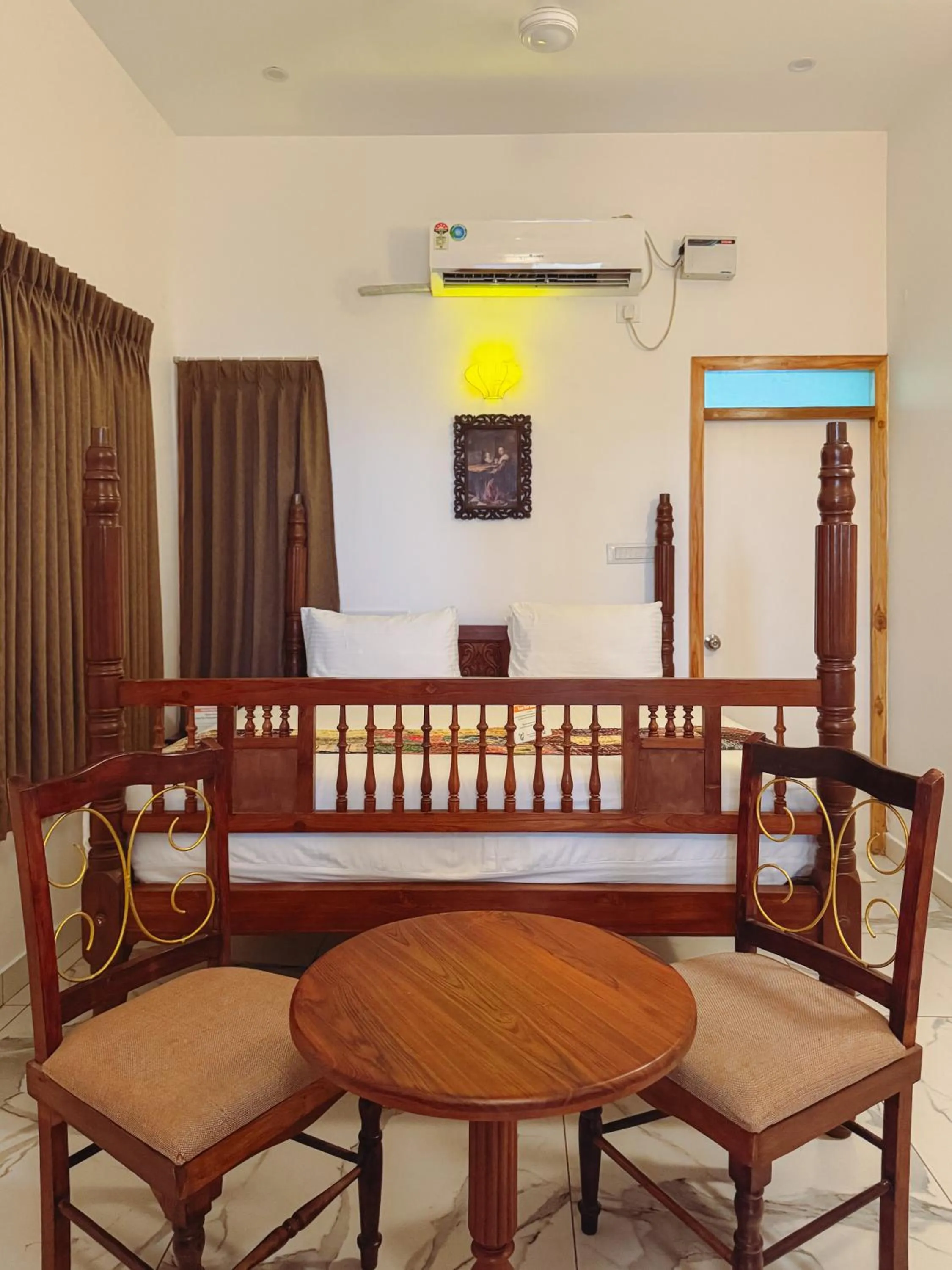 Bedroom in Bel Abri Colonial Living, Pondicherry