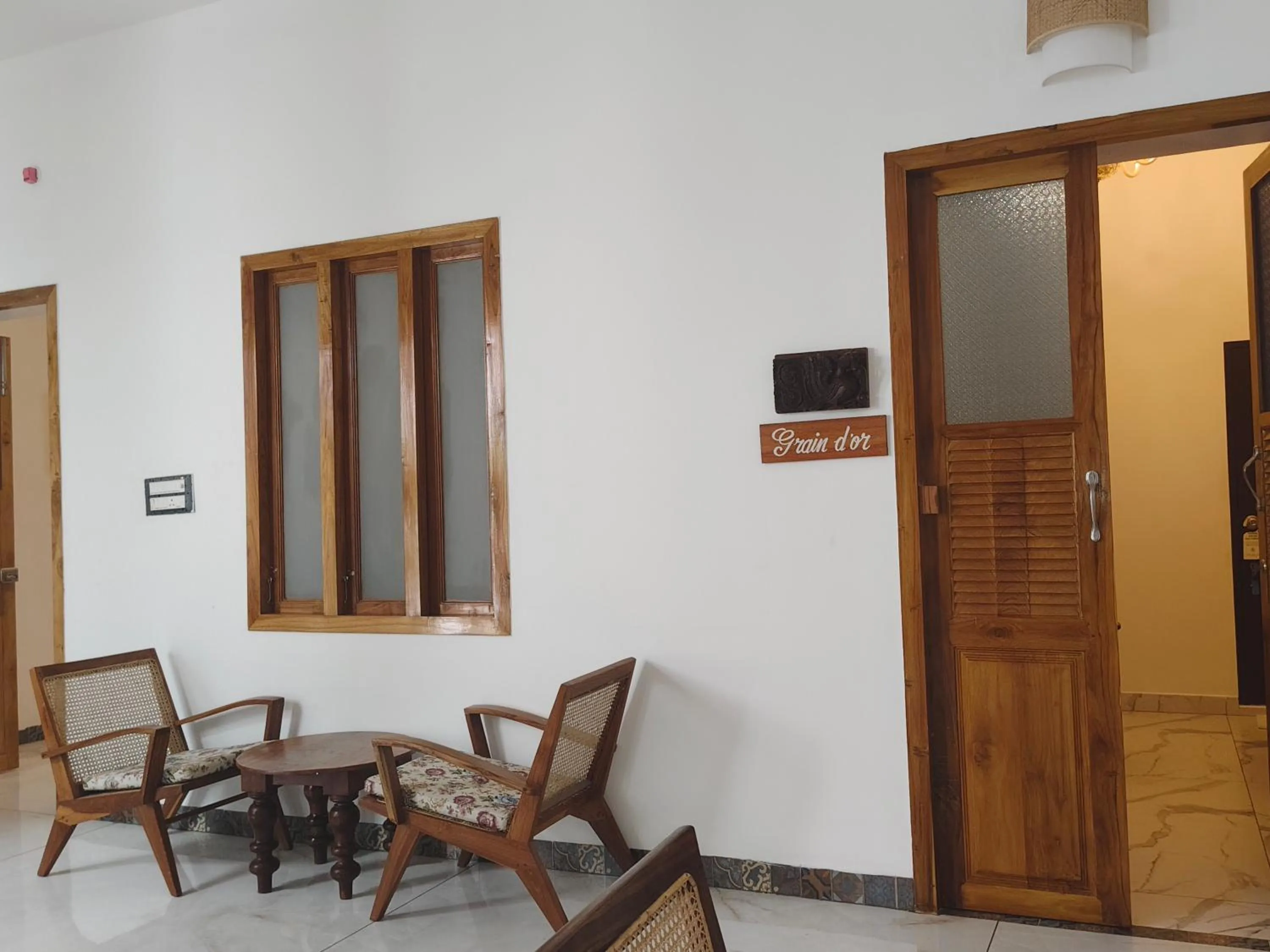 Seating area in Bel Abri Colonial Living, Pondicherry