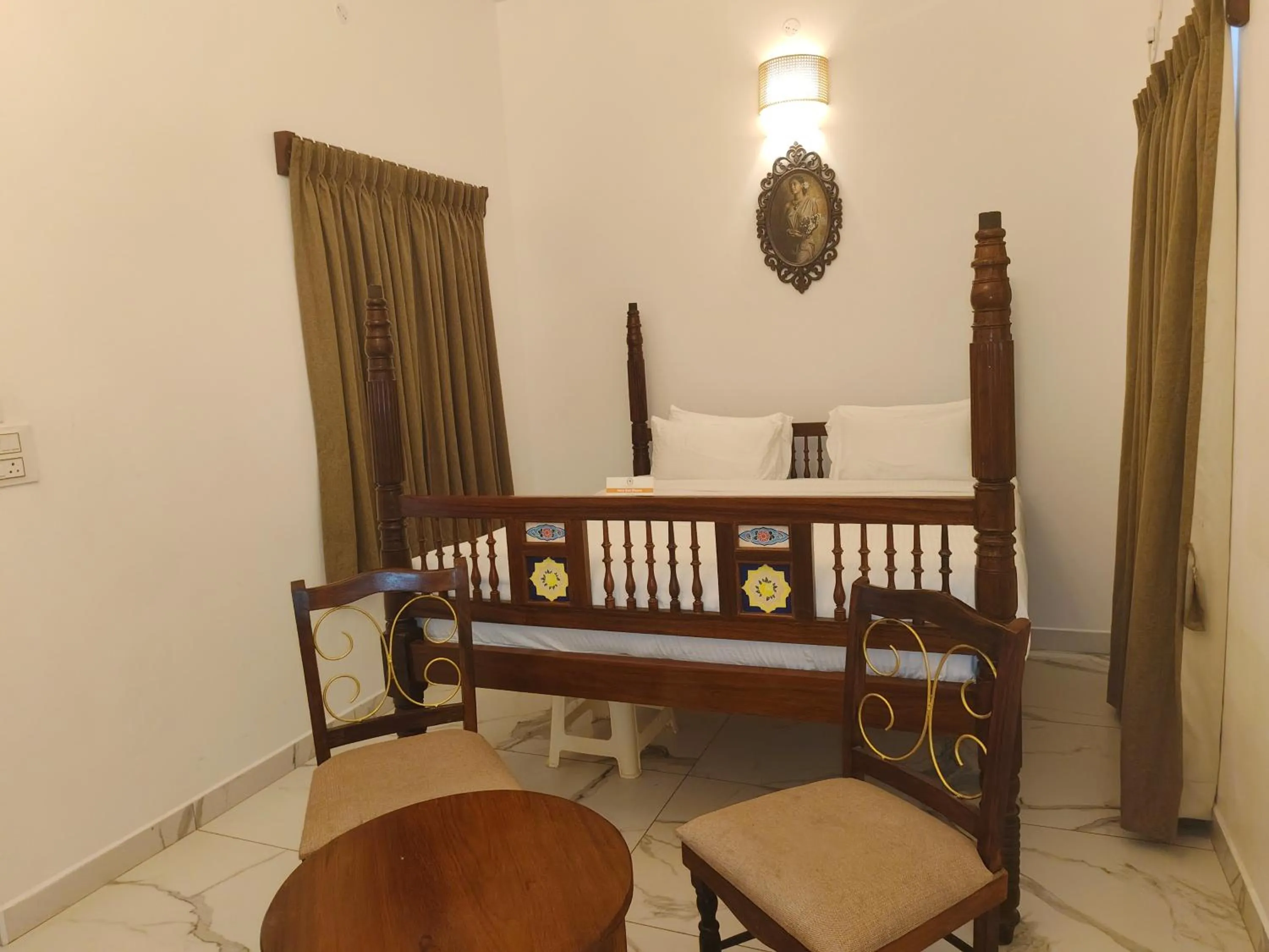 Bedroom in Bel Abri Colonial Living, Pondicherry