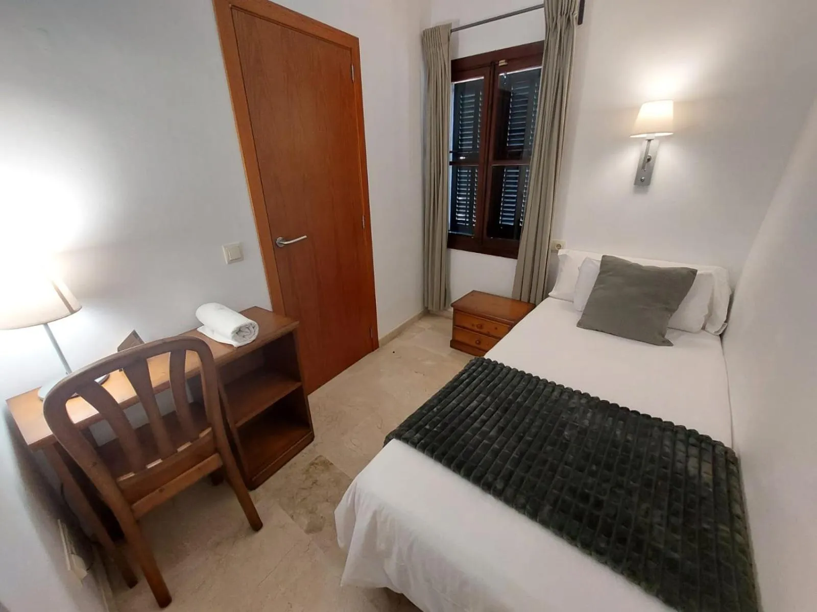 Photo of the whole room, Bed in My Rooms Manacor Centre by My Rooms Hotels