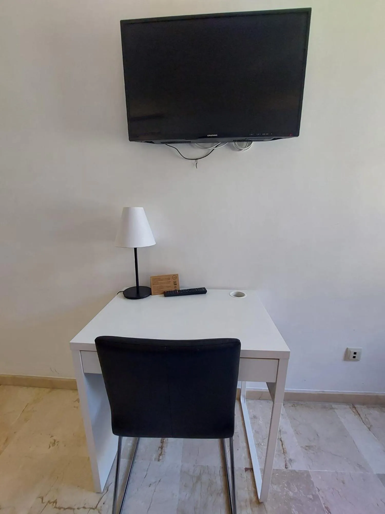 Photo of the whole room in My Rooms Manacor Centre by My Rooms Hotels