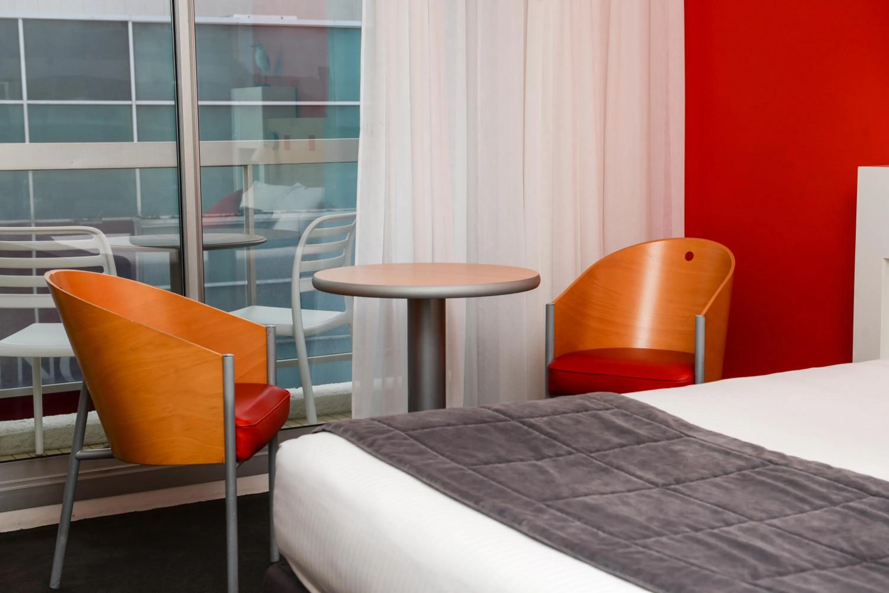 Photo of the whole room, Bed in Kyriad Prestige Les Sables d'Olonne - Plage - Centre des Congrès