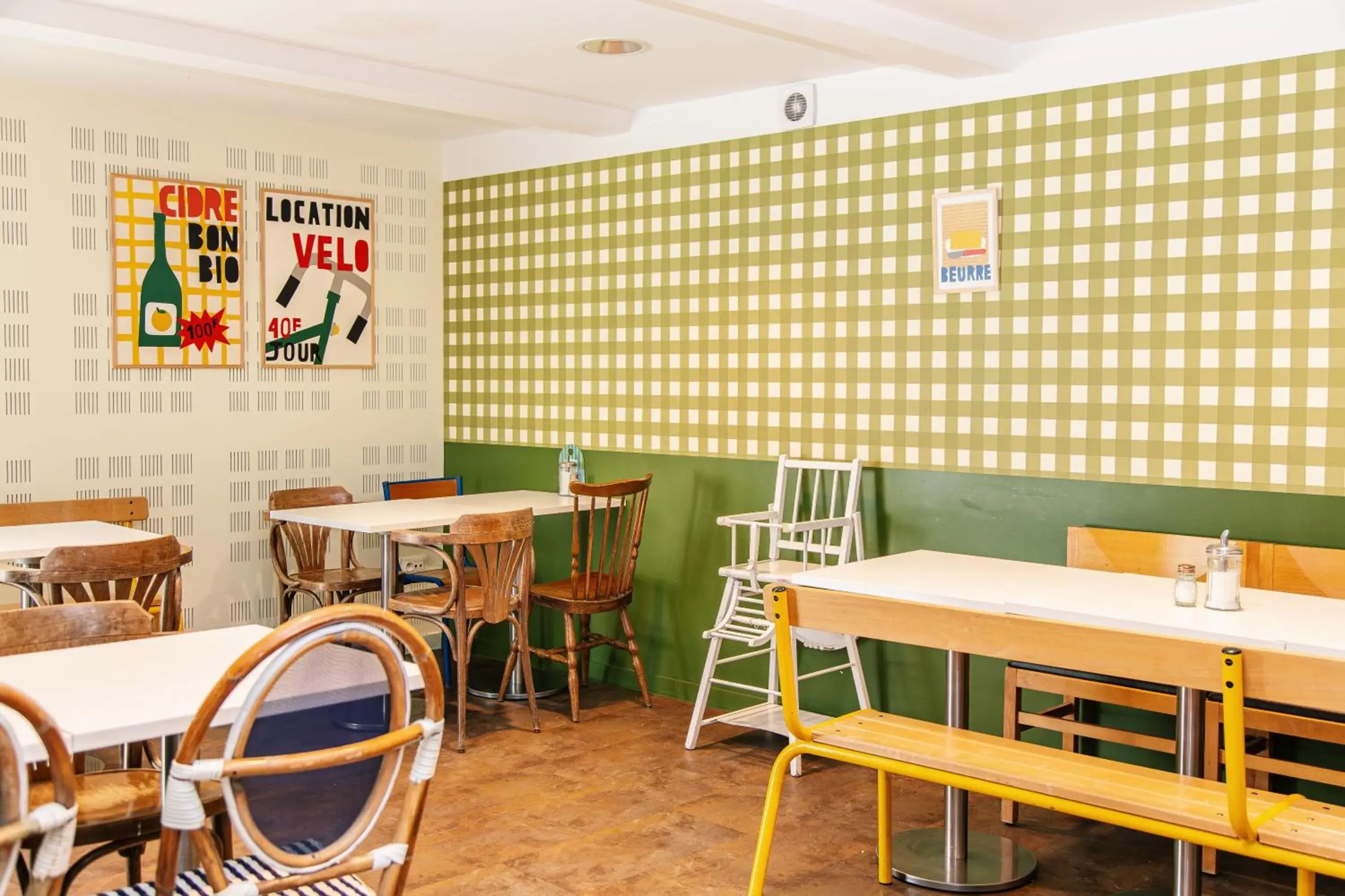 Breakfast in DEMAIN Hôtel Breakfast in DEMAIN Hôtel