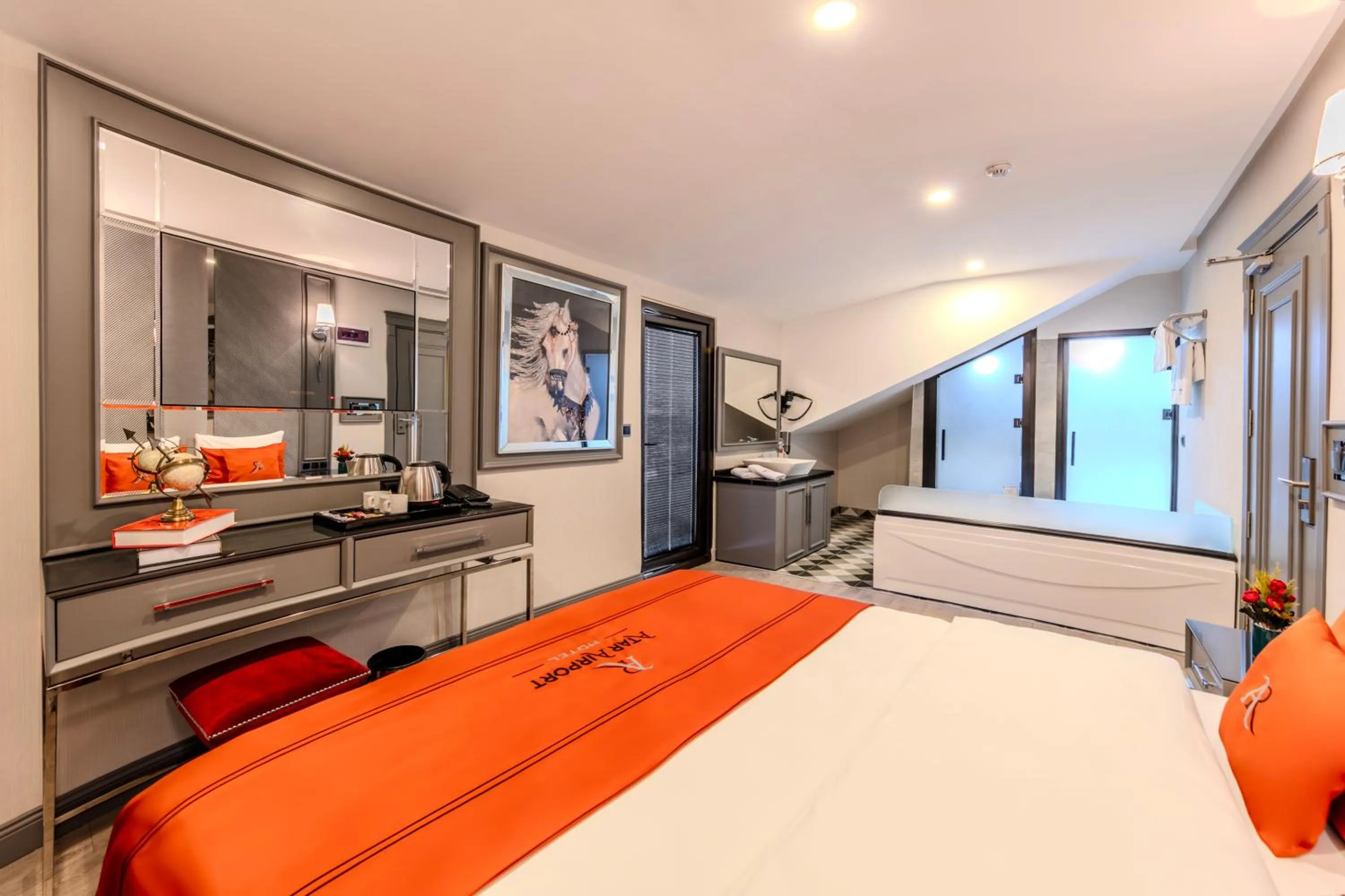 Photo of the whole room, Bed in Atar Airport Hotel - Spa & Wellness