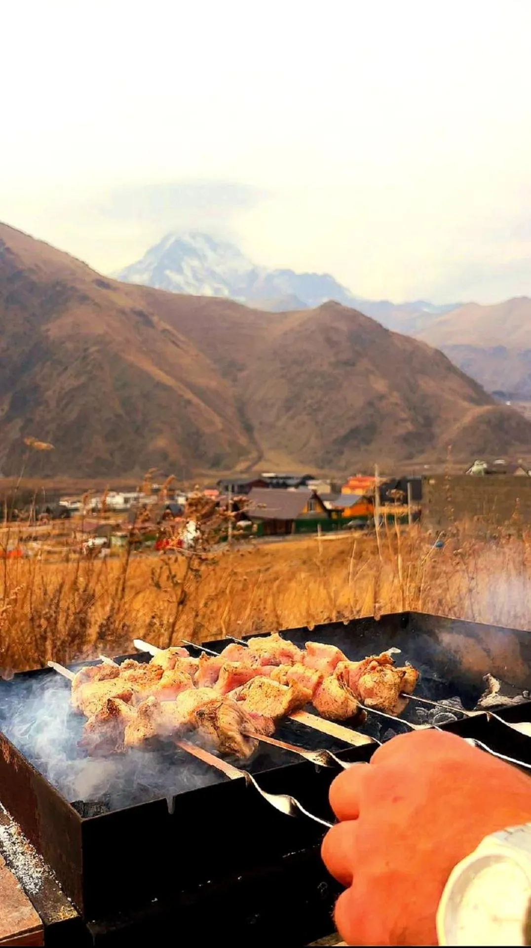 BBQ facilities in Mountain flower cottage