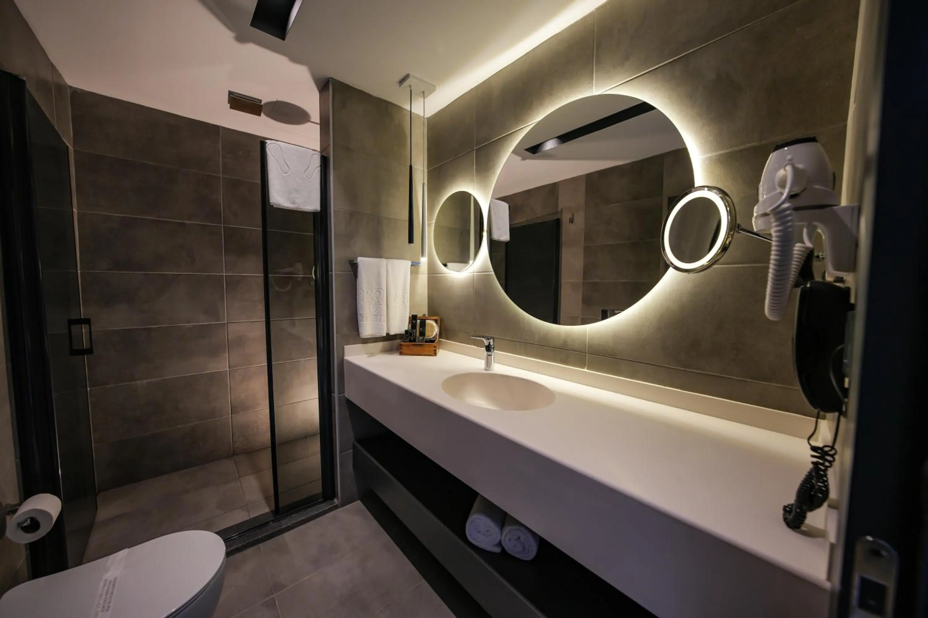 Shower in Ramitos Boutique Hotel