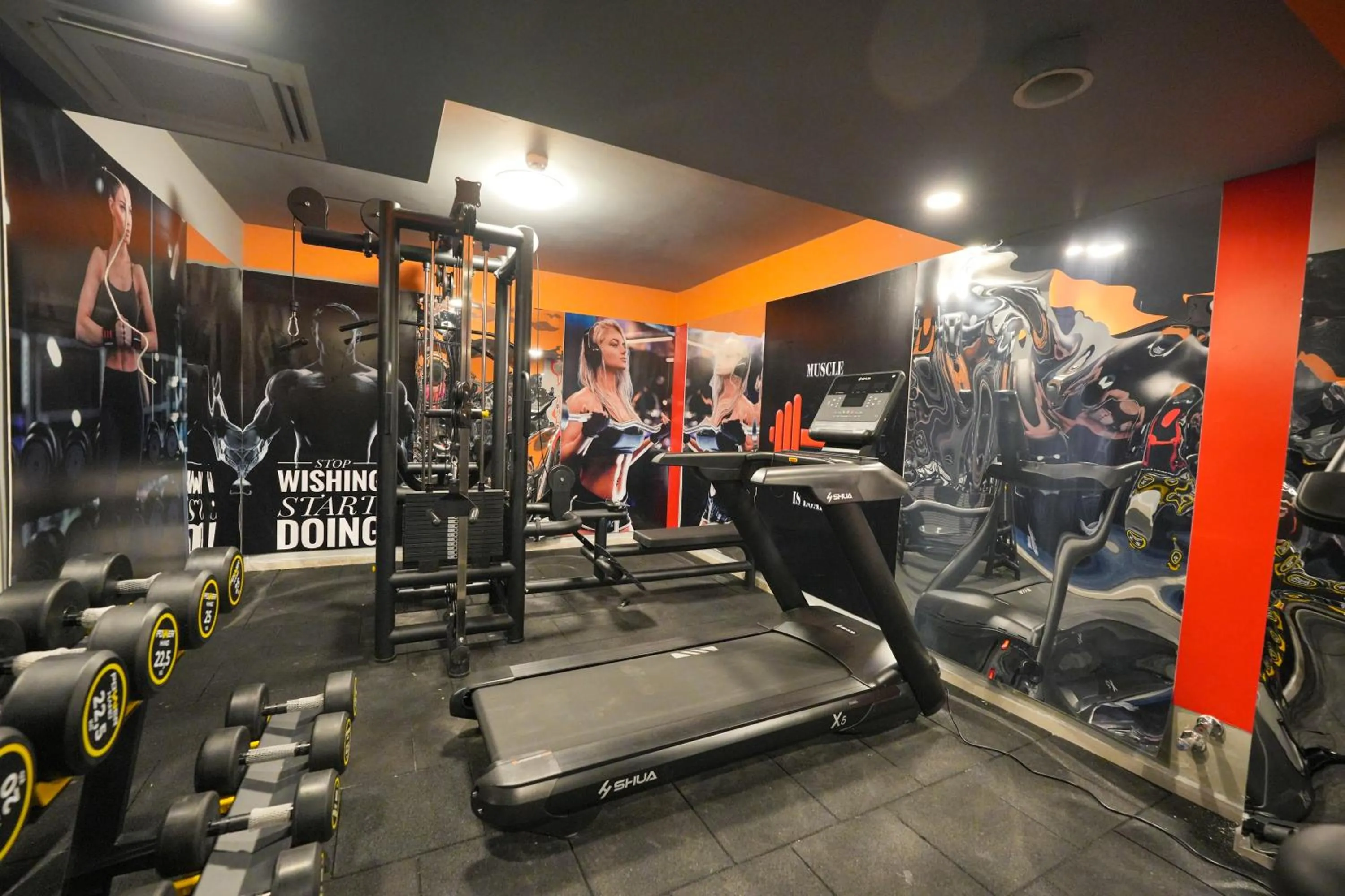 Fitness centre/facilities in Ramitos Boutique Hotel