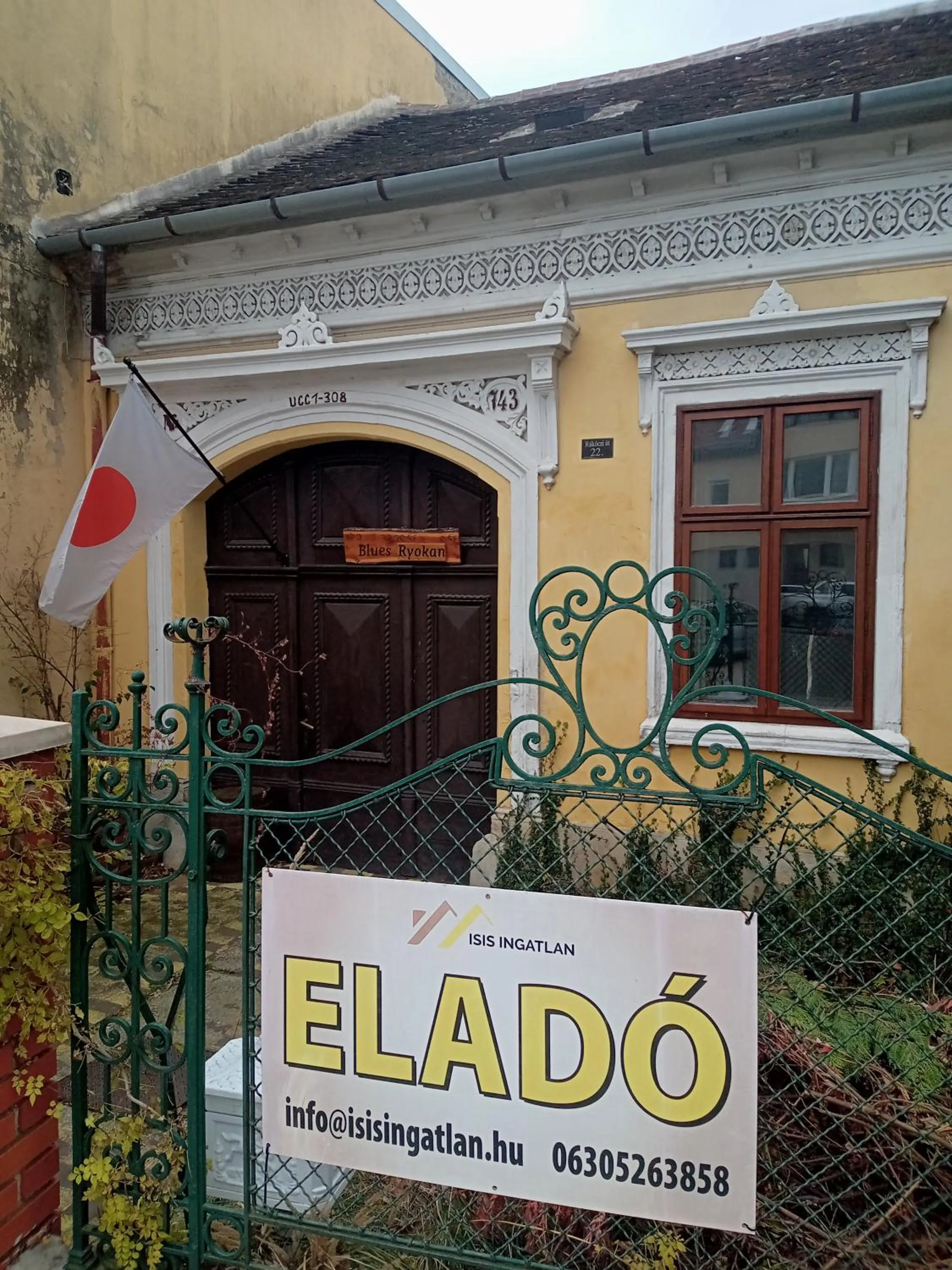 Property building in Blues Ryokan