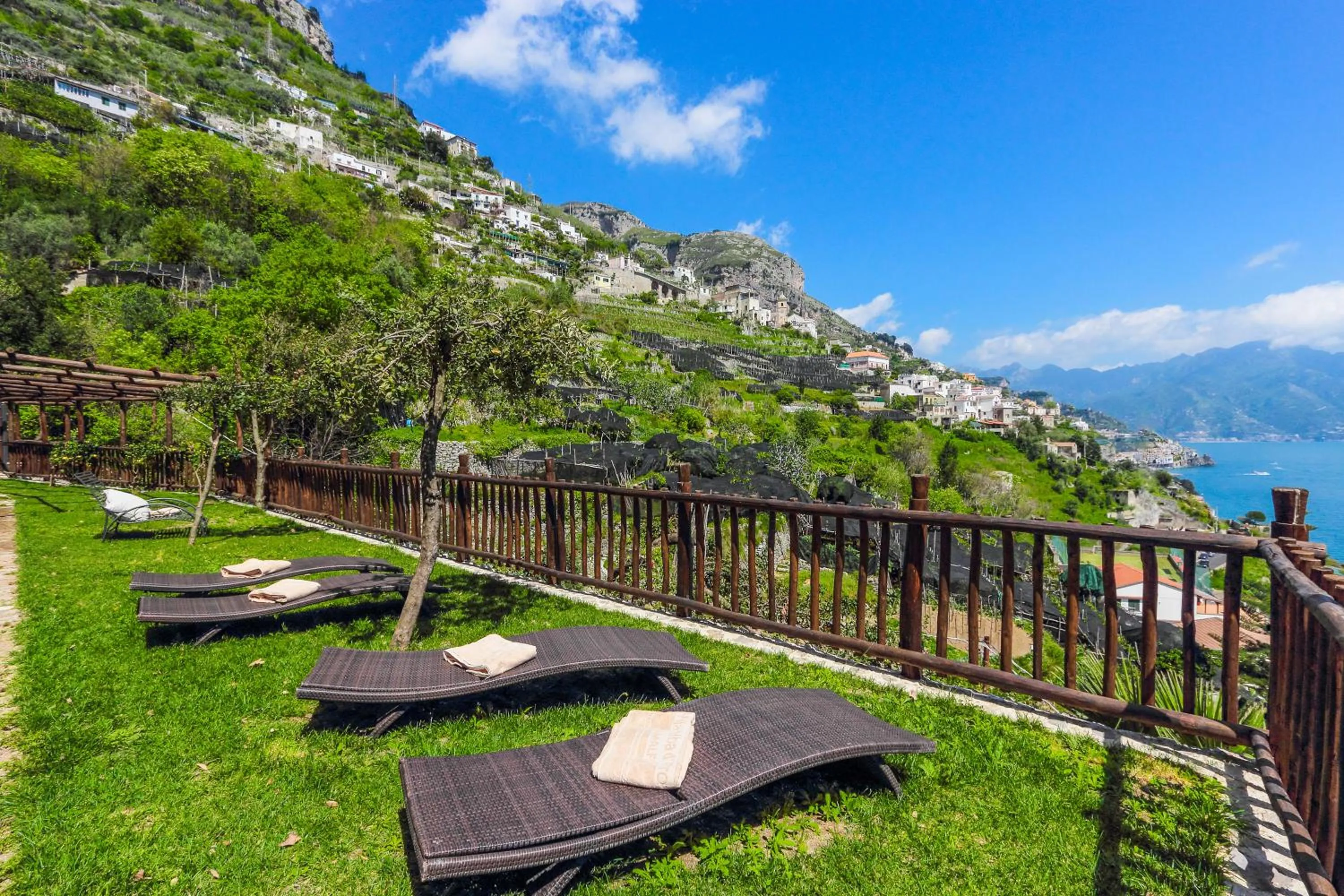 Garden in Villa Alba d'Oro - Historic luxury villa