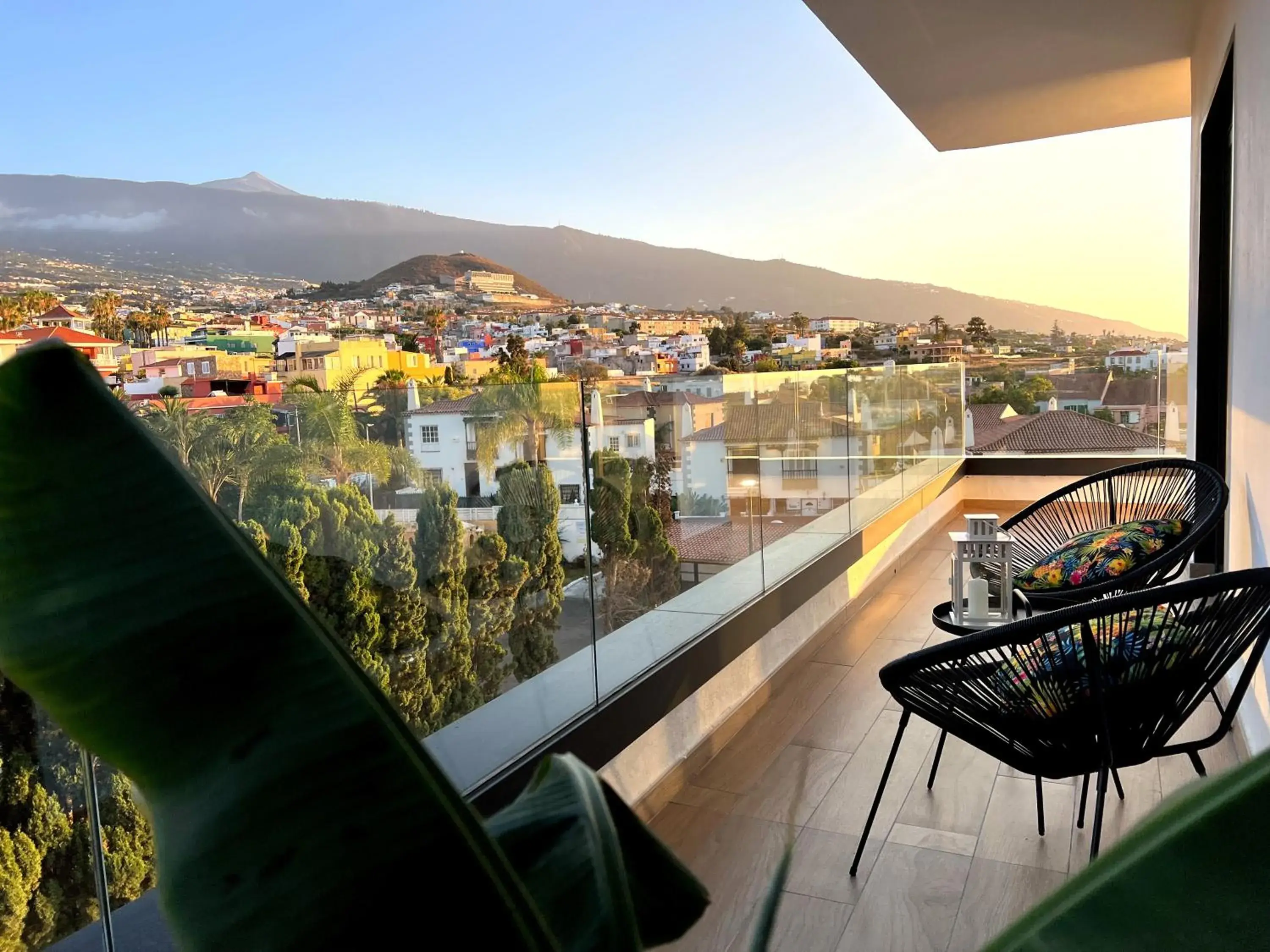 Lujoso Apartamento completo, Piscina, Terraza con vistas al Teide Lujoso Apartamento completo, Piscina, Terraza con vistas al Teide