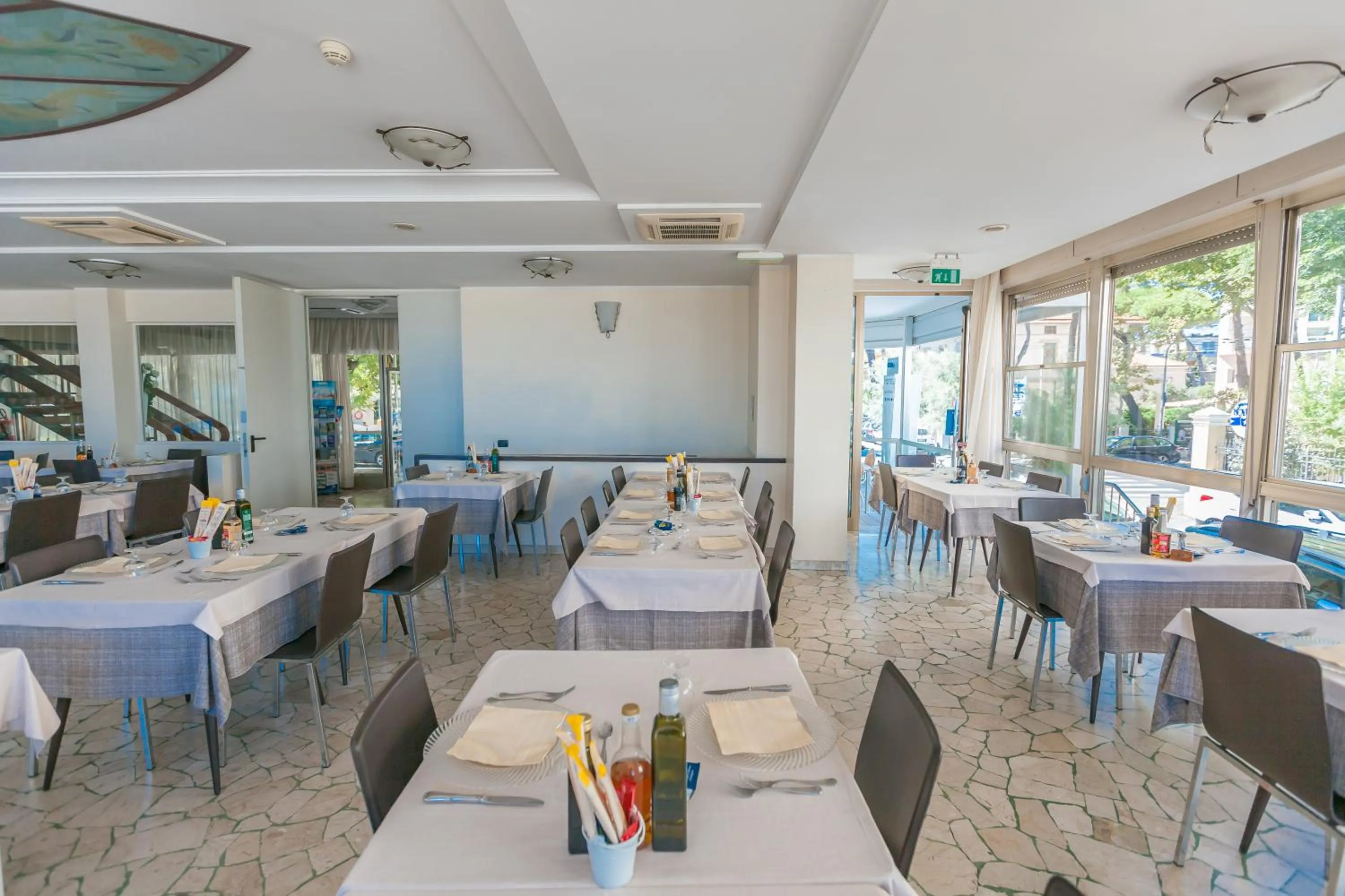 Restaurant/places to eat in Hotel Patrizia