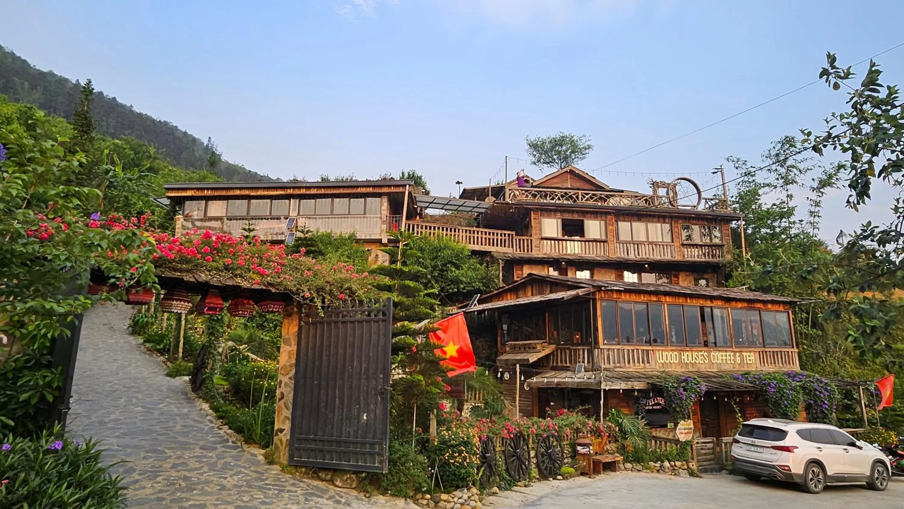 Property building in Ta Phin Cottage