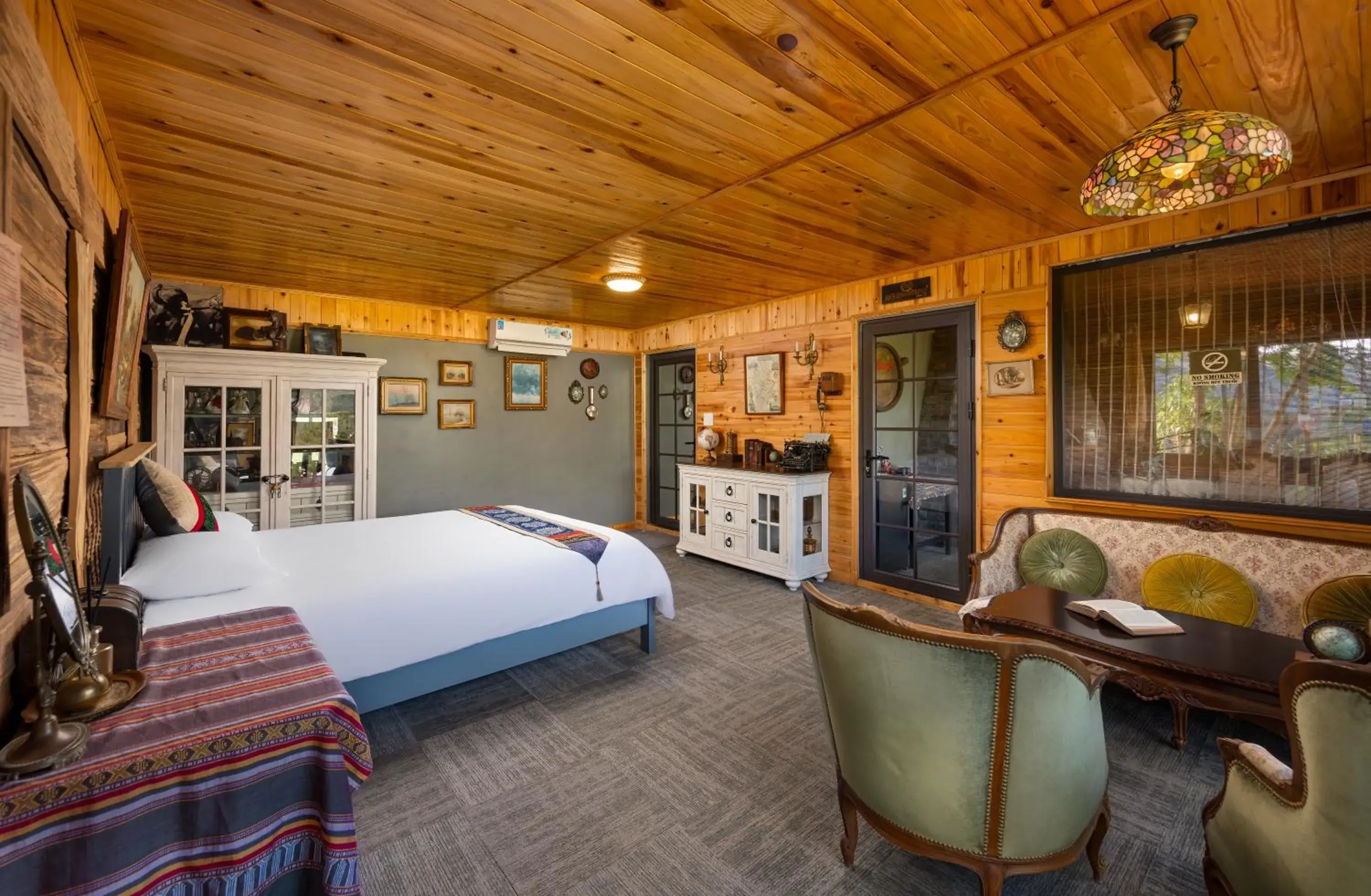 Suite with Mountain View in Ta Phin Cottage Suite with Mountain View in Ta Phin Cottage