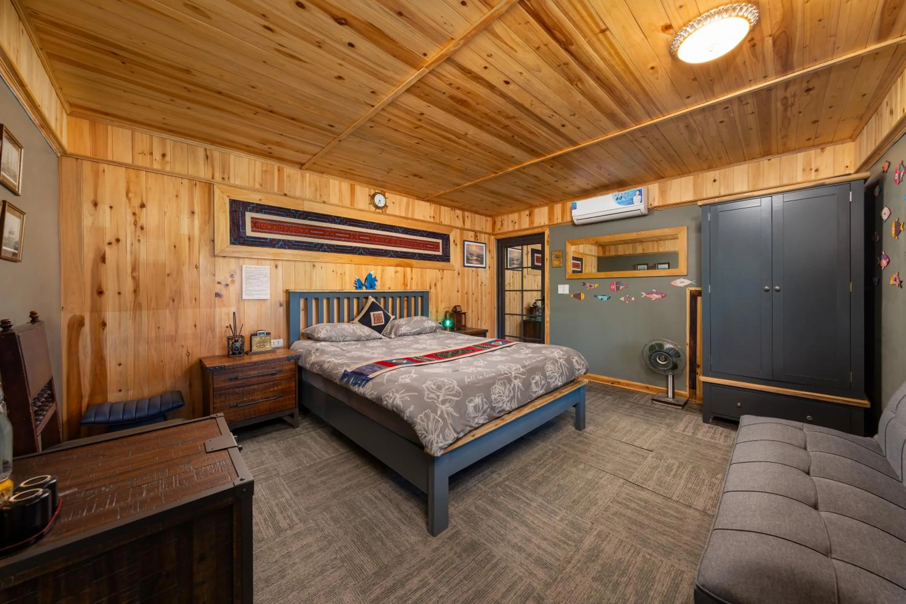 Bed in Ta Phin Cottage