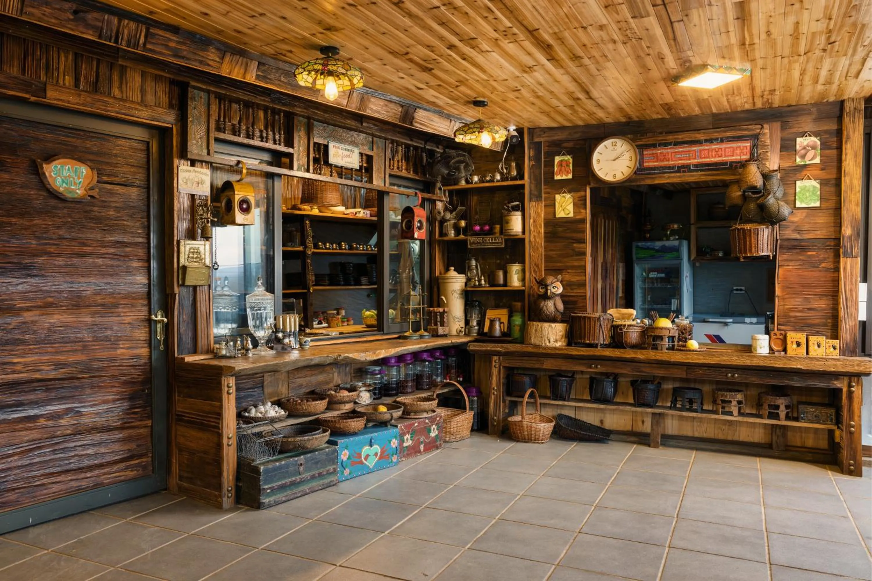 Restaurant/places to eat in Ta Phin Cottage