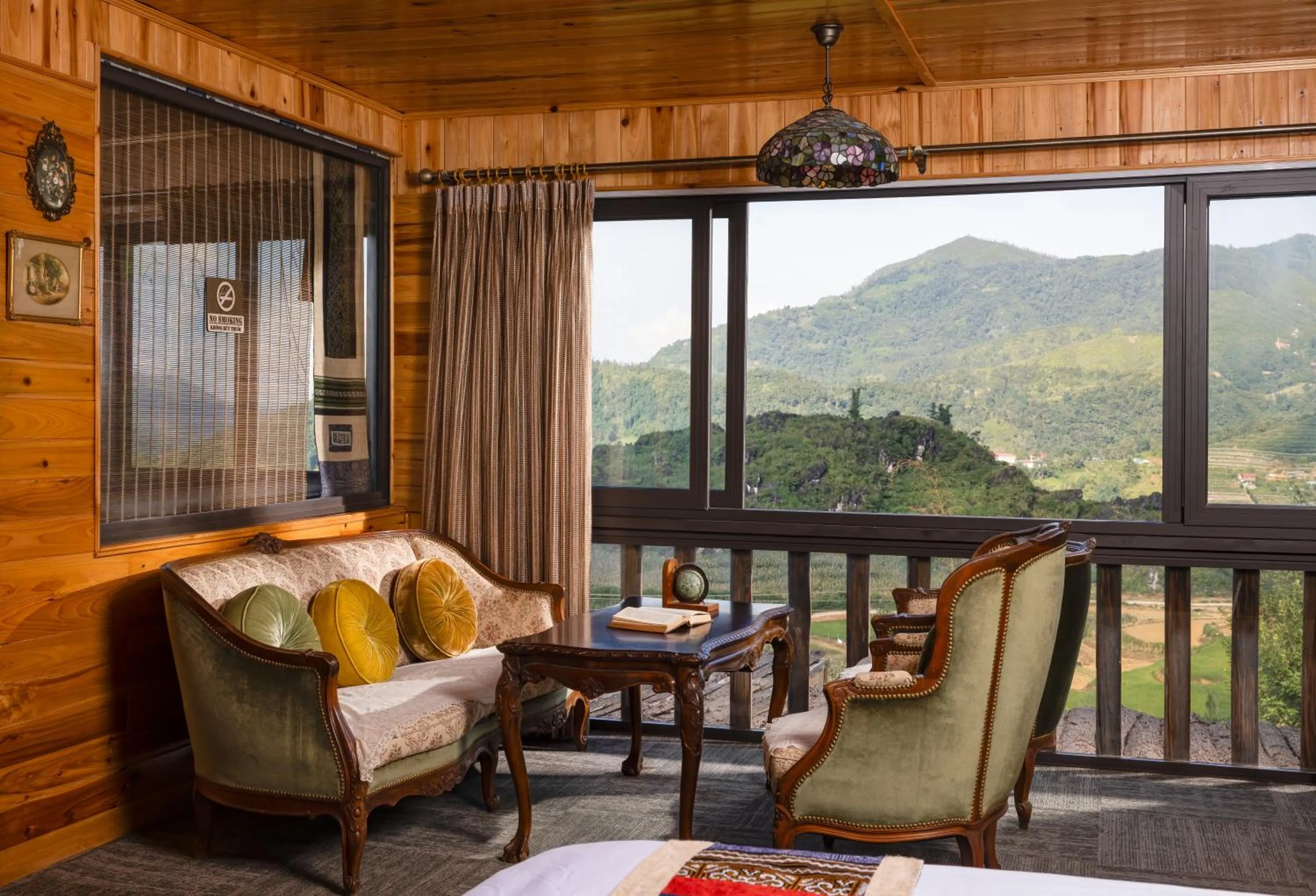 Seating area in Ta Phin Cottage